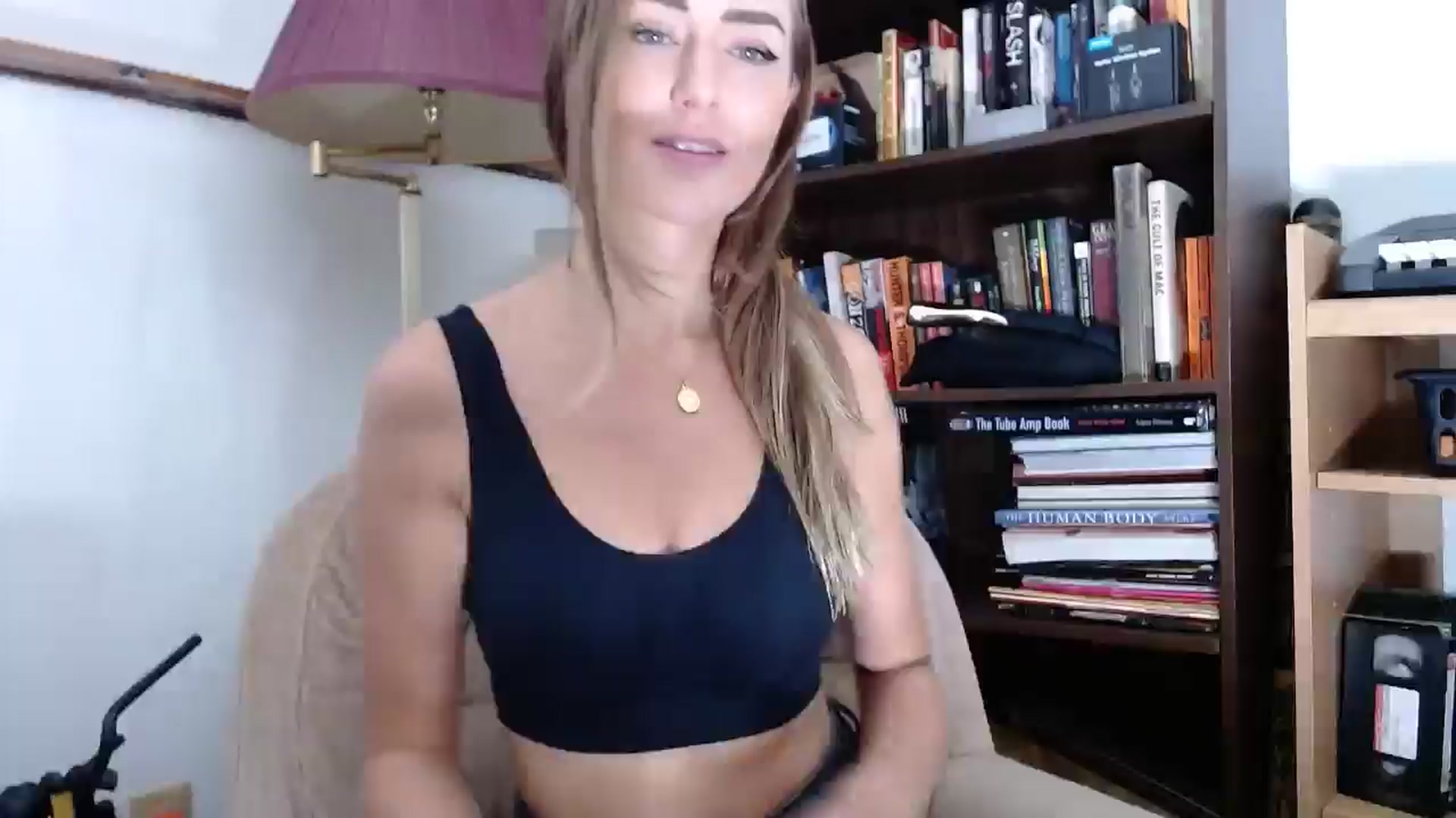 Gallery image thumbnail from SeraGaud333's myfreecams stream on, 08/27/2025, 18:57 image 6 of 20