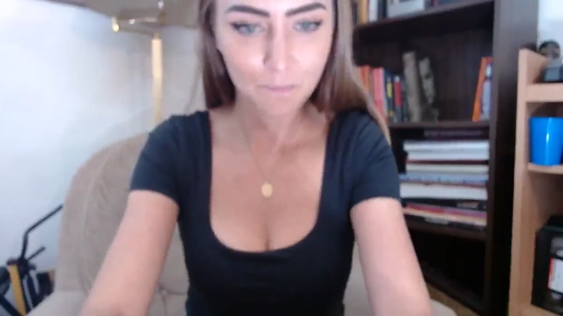 Gallery image thumbnail from SeraGaud333's myfreecams stream on, 08/29/2025, 17:53 image 19 of 20