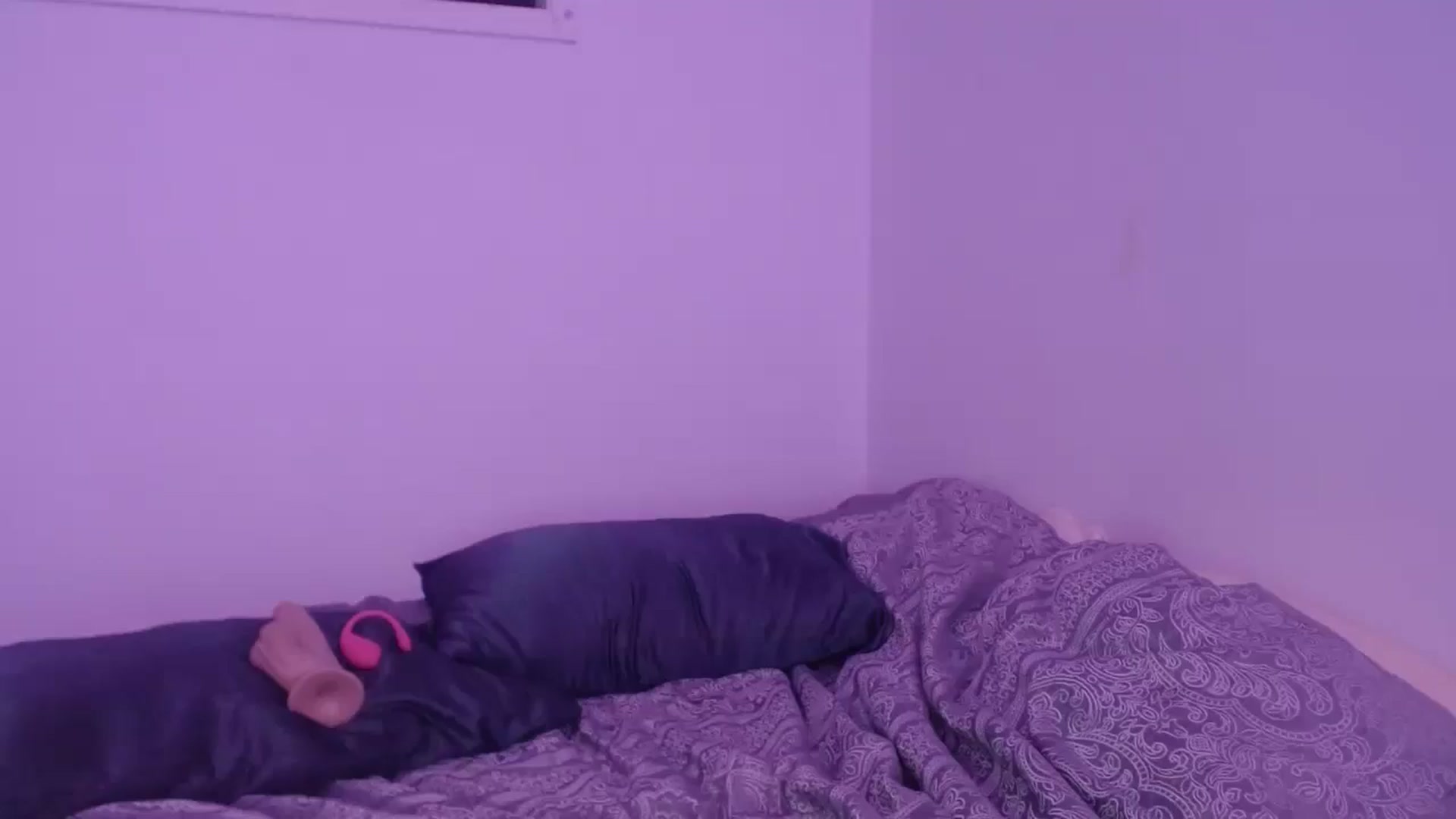 Gallery image thumbnail from SeraGaud333's myfreecams stream on, 09/30/2025, 19:56 image 2 of 20