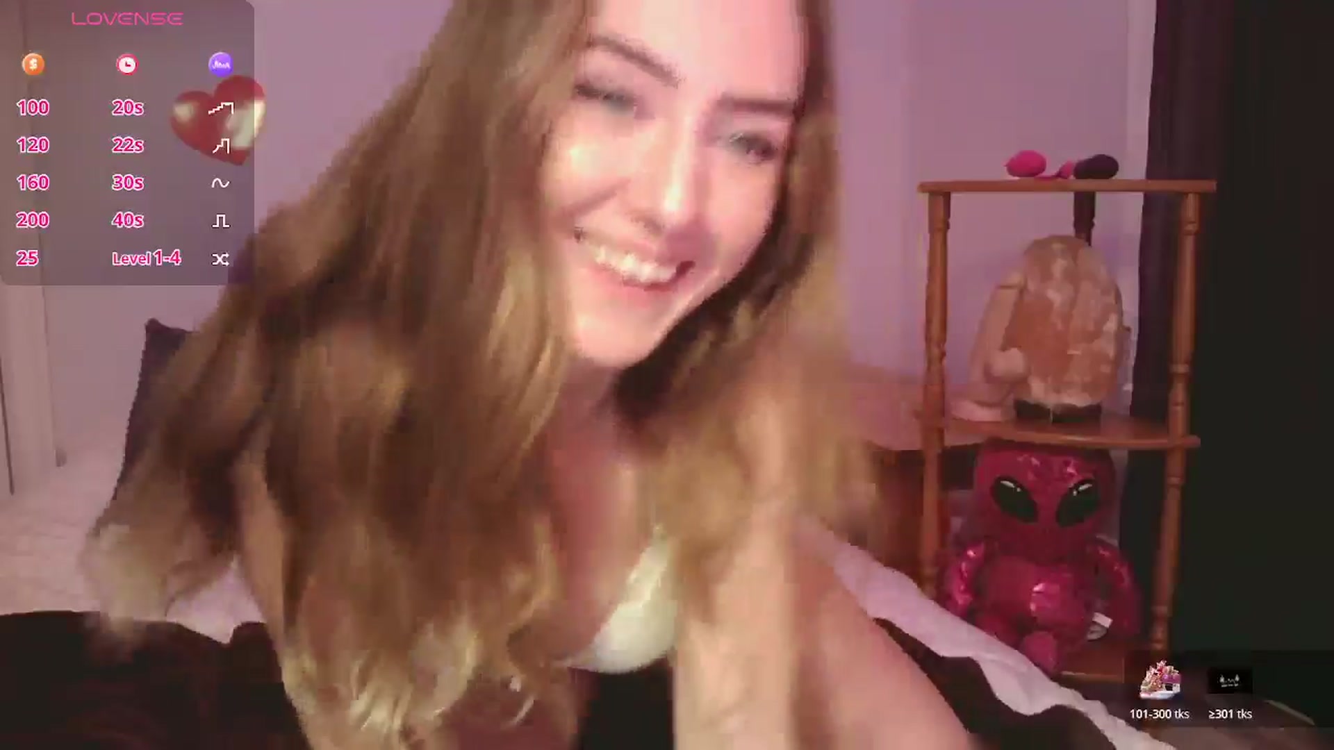 Gallery image thumbnail from SeraGaud333's myfreecams stream on, 02/19/2026, 01:28 image 5 of 20