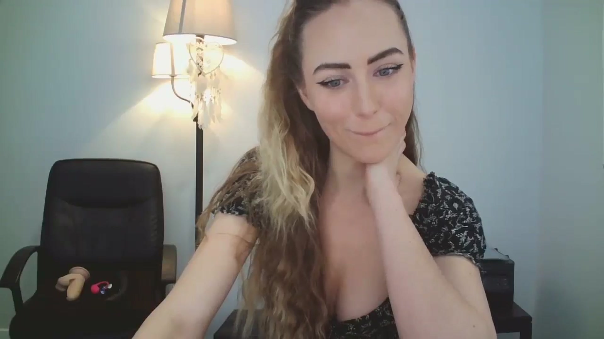 Gallery image thumbnail from SeraGaud333's myfreecams stream on, 03/27/2026, 18:39 image 7 of 20