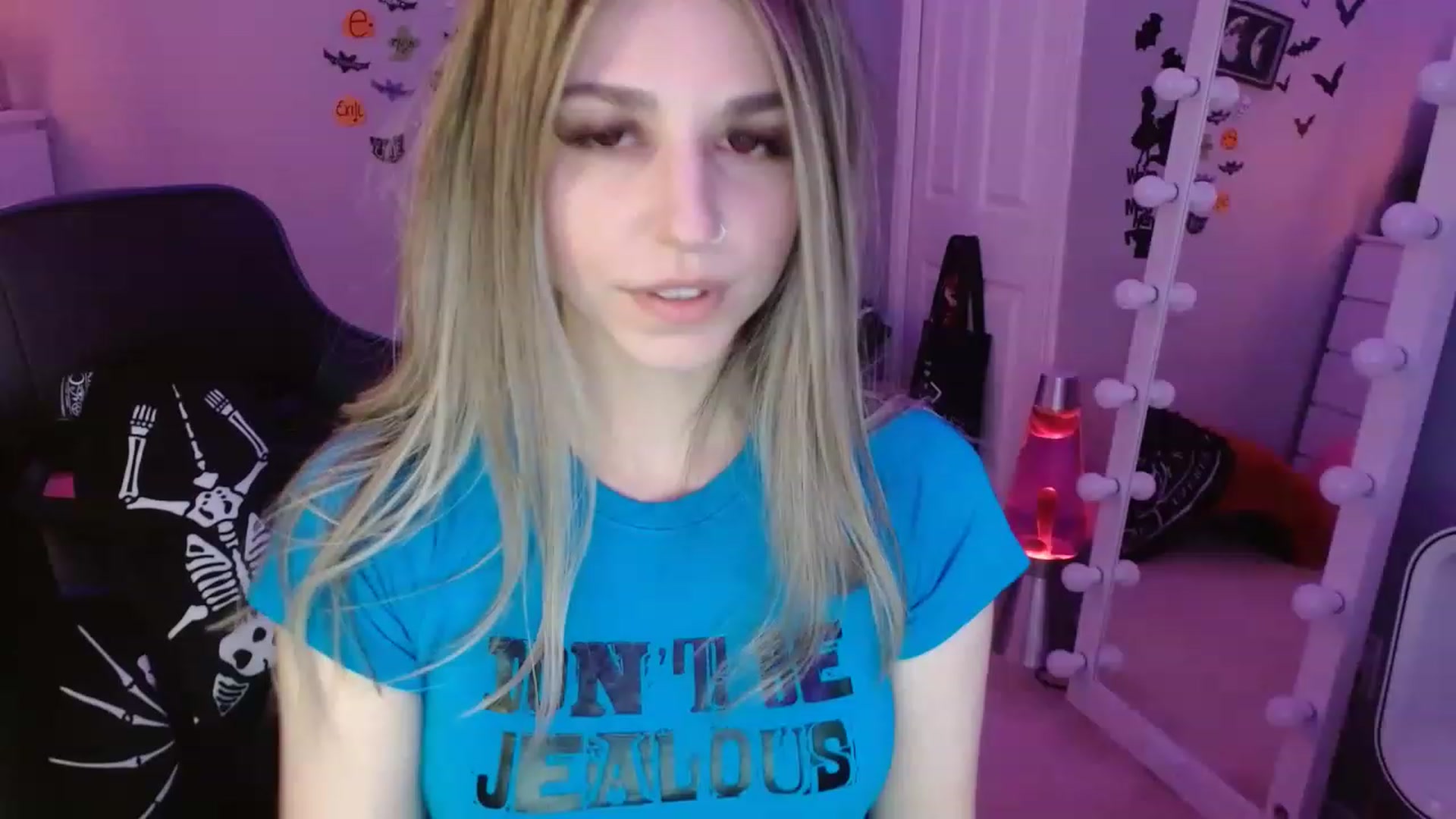 Gallery image thumbnail from Serafina's myfreecams stream on, 11/26/2022, 03:45 image 20 of 20