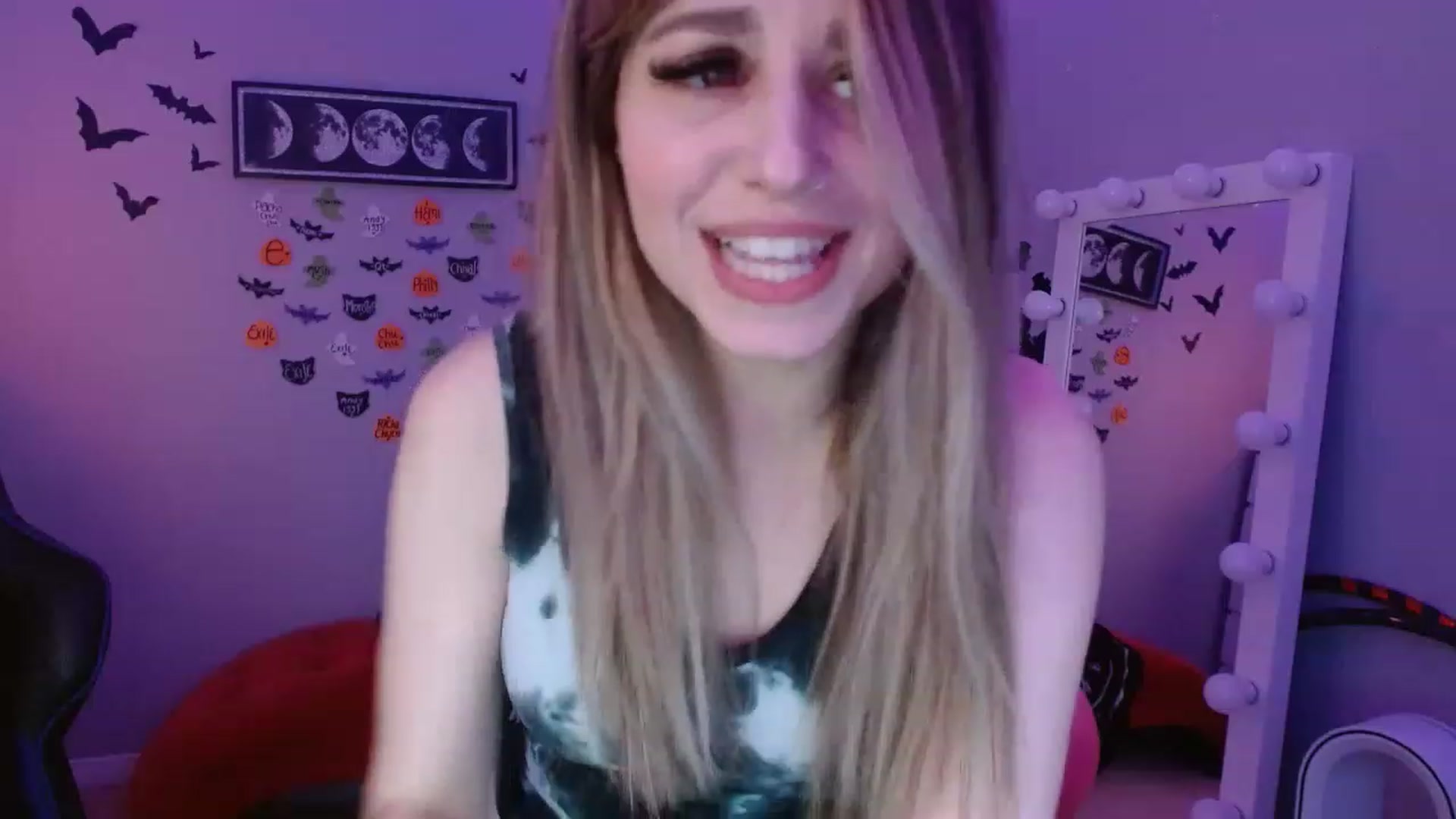 Gallery image thumbnail from Serafina's myfreecams stream on, 12/07/2022, 02:57 image 16 of 20