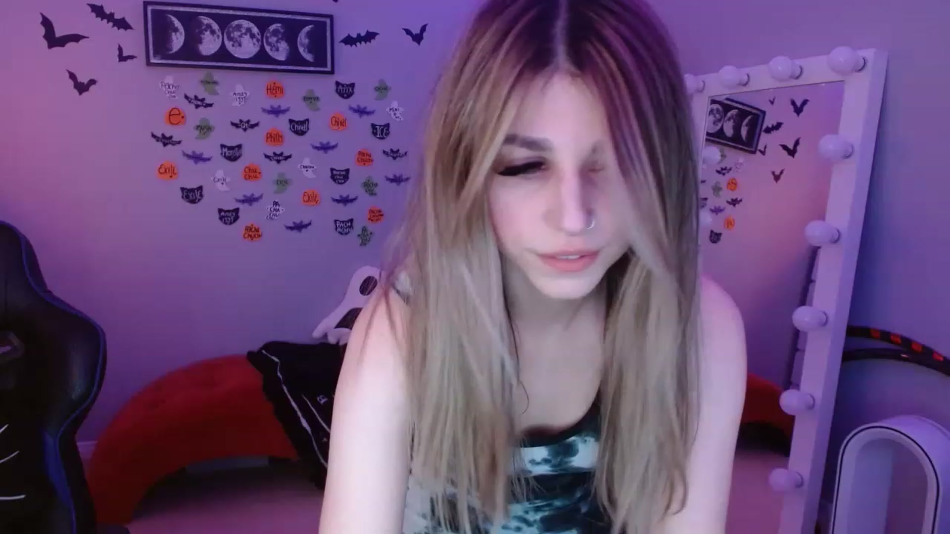 Gallery image thumbnail from Serafina's myfreecams stream on, 12/07/2022, 02:57 image 19 of 20