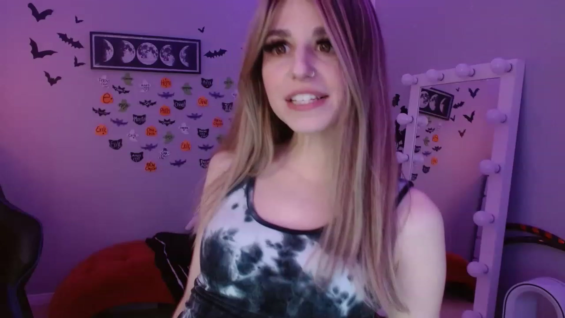 Gallery image thumbnail from Serafina's myfreecams stream on, 12/07/2022, 02:57 image 15 of 20
