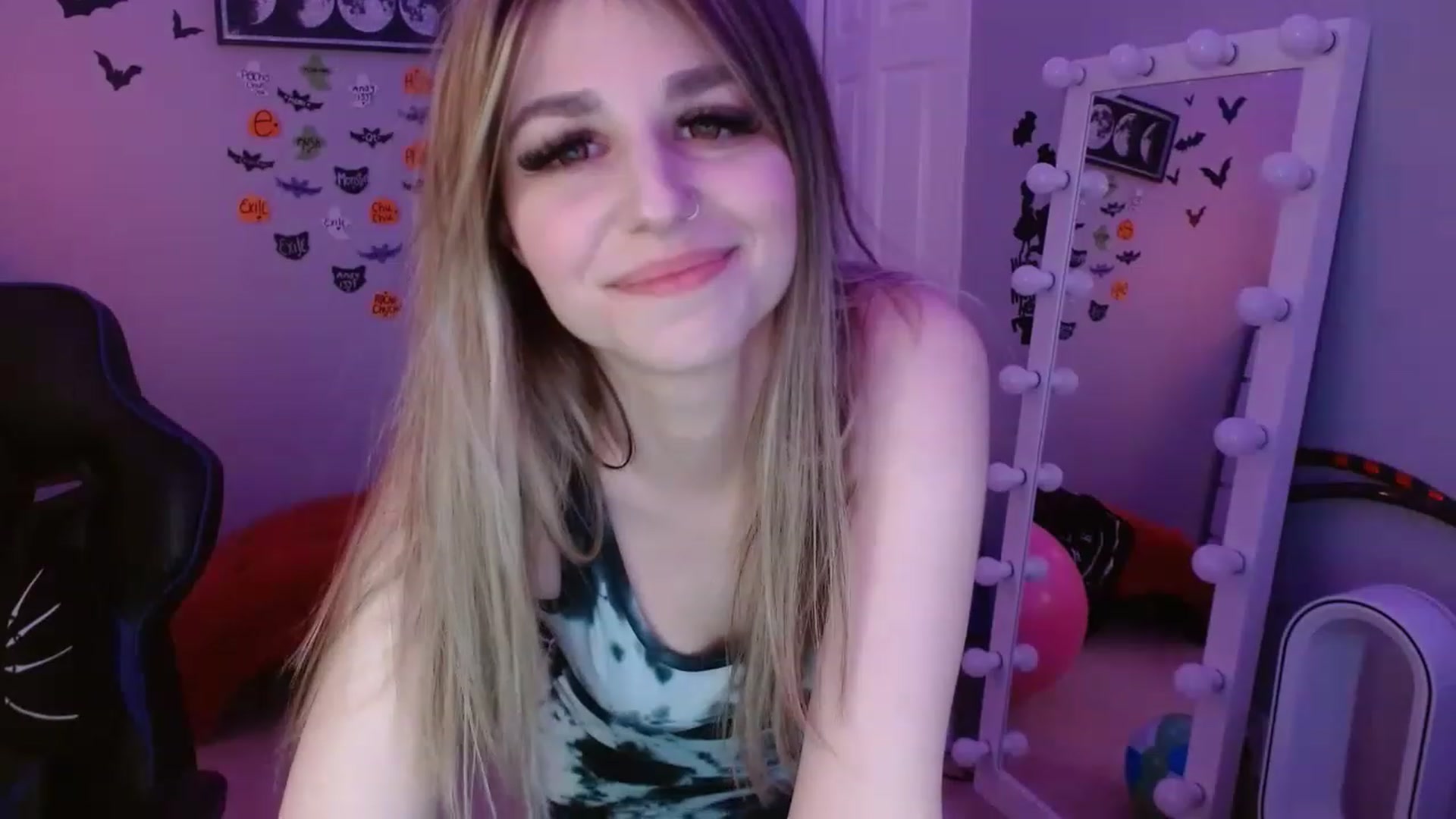 Gallery image thumbnail from Serafina's myfreecams stream on, 12/07/2022, 02:57 image 14 of 20