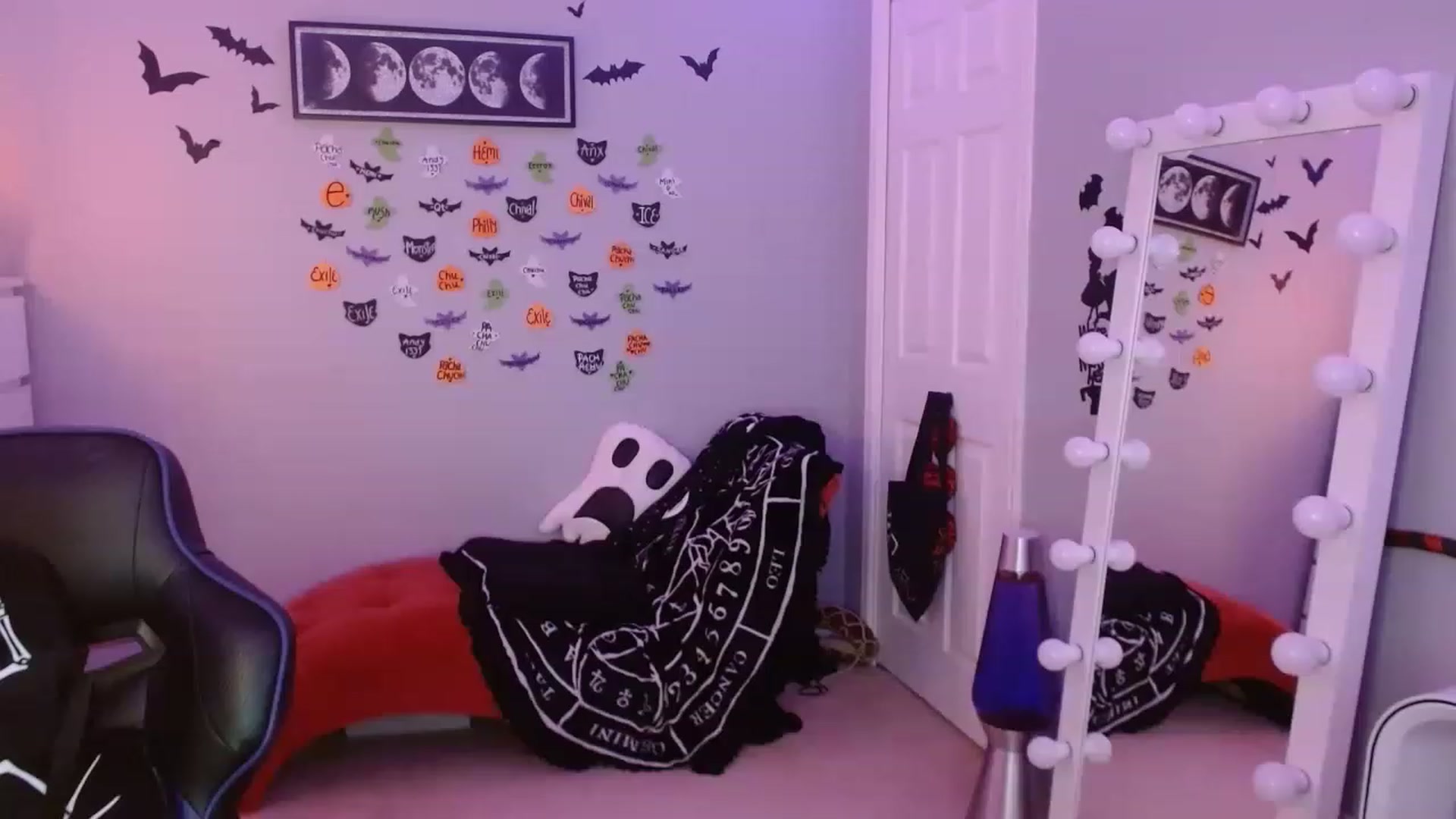 Gallery image thumbnail from Serafina's myfreecams stream on, 12/07/2022, 04:27 image 19 of 20