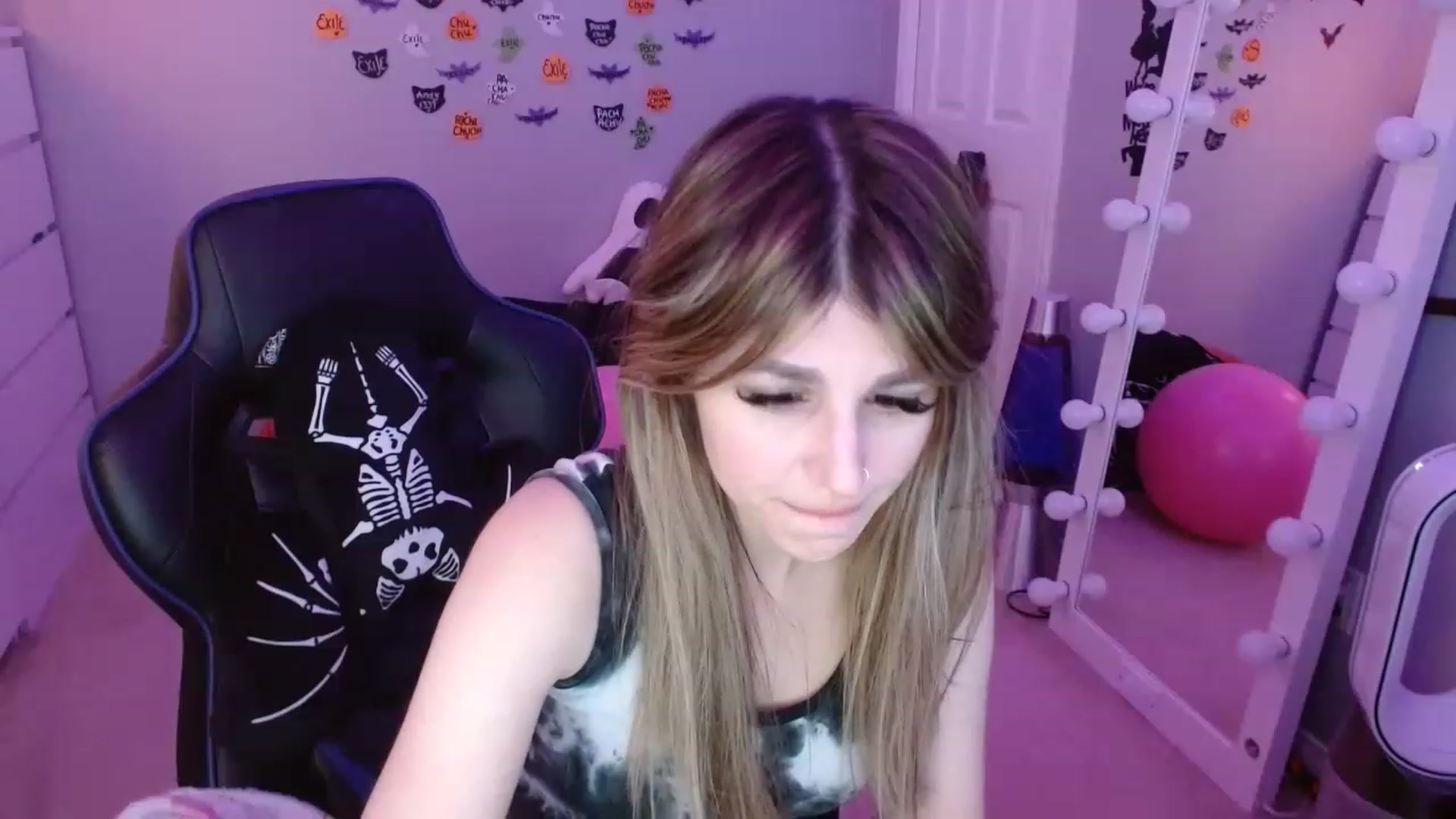 Gallery image thumbnail from Serafina's myfreecams stream on, 12/07/2022, 05:09 image 7 of 20