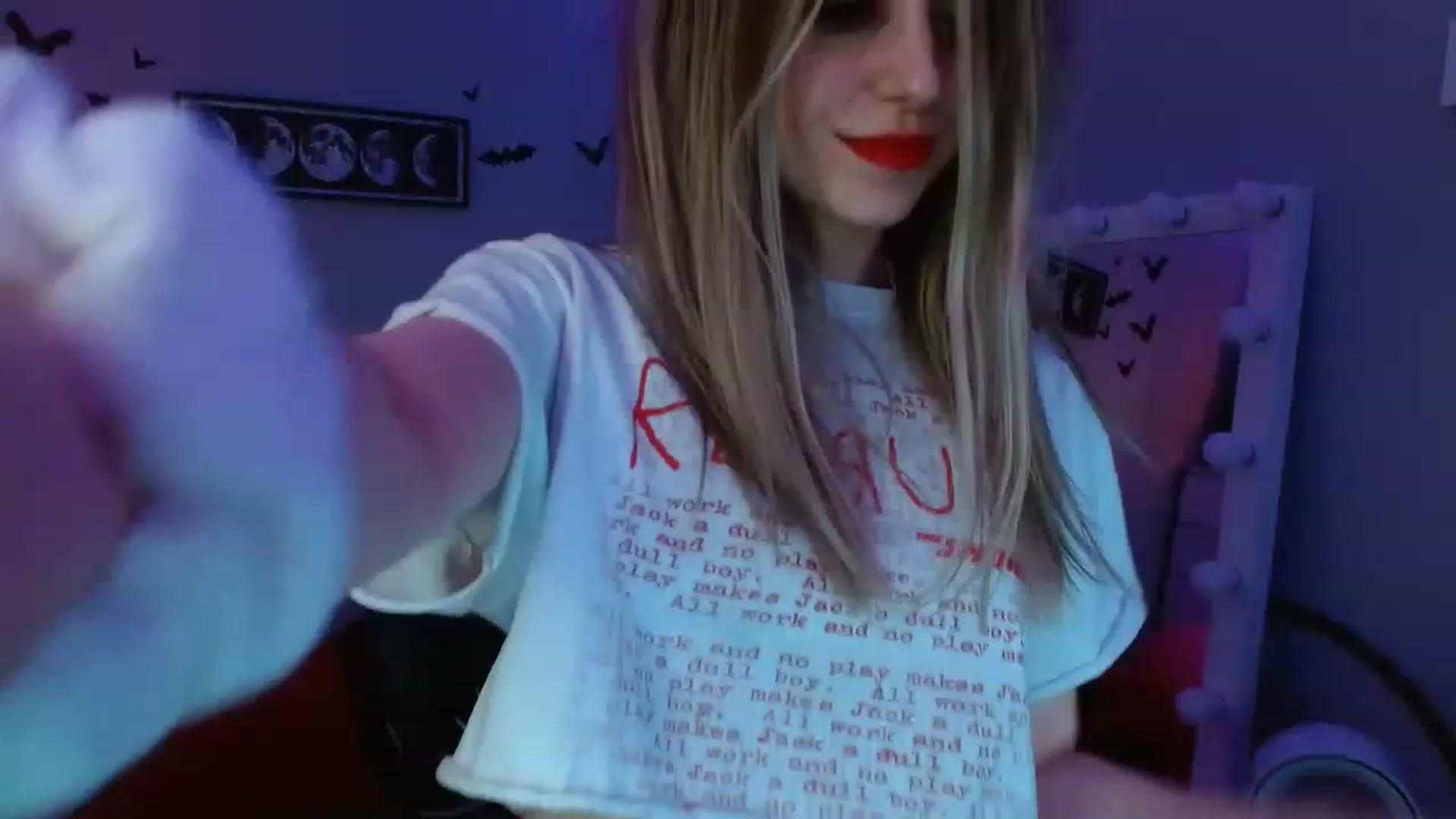 Gallery image thumbnail from Serafina's myfreecams stream on, 12/14/2022, 22:44 image 1 of 20