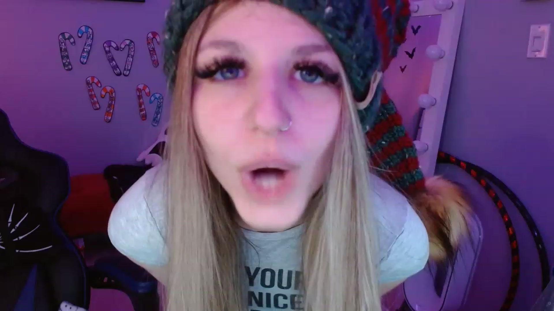 Gallery image thumbnail from Serafina's myfreecams stream on, 12/25/2022, 07:13 image 19 of 20