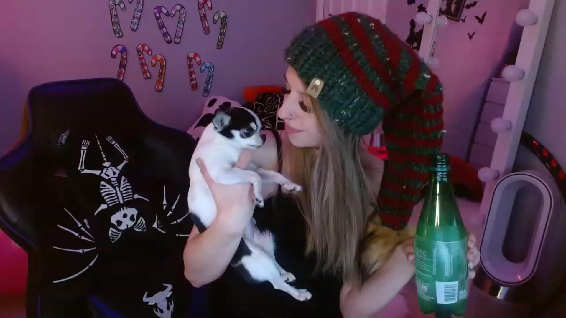 Gallery image thumbnail from Serafina's myfreecams stream on, 01/02/2023, 21:28 image 12 of 20