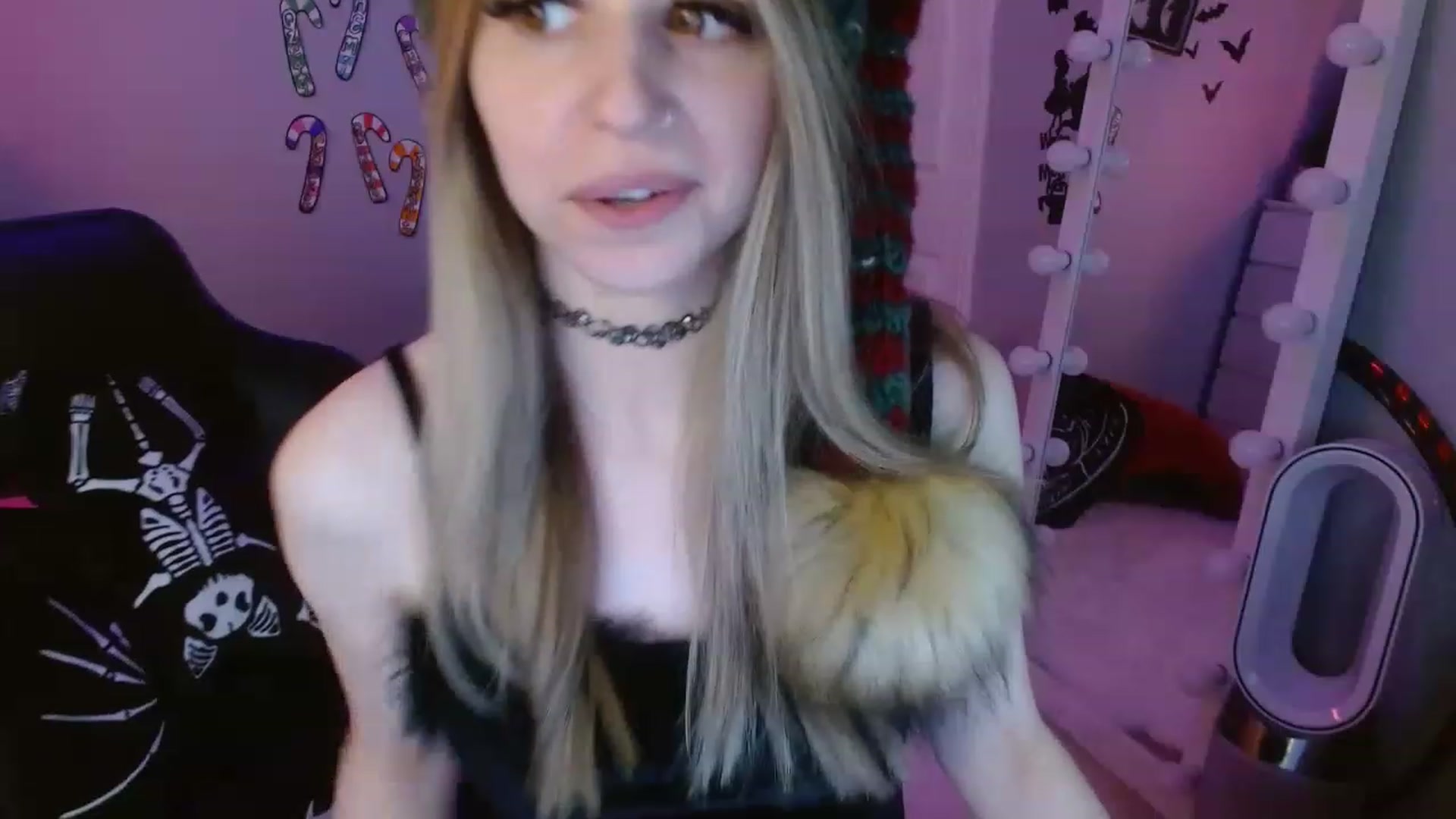 Gallery image thumbnail from Serafina's myfreecams stream on, 01/02/2023, 21:28 image 3 of 20