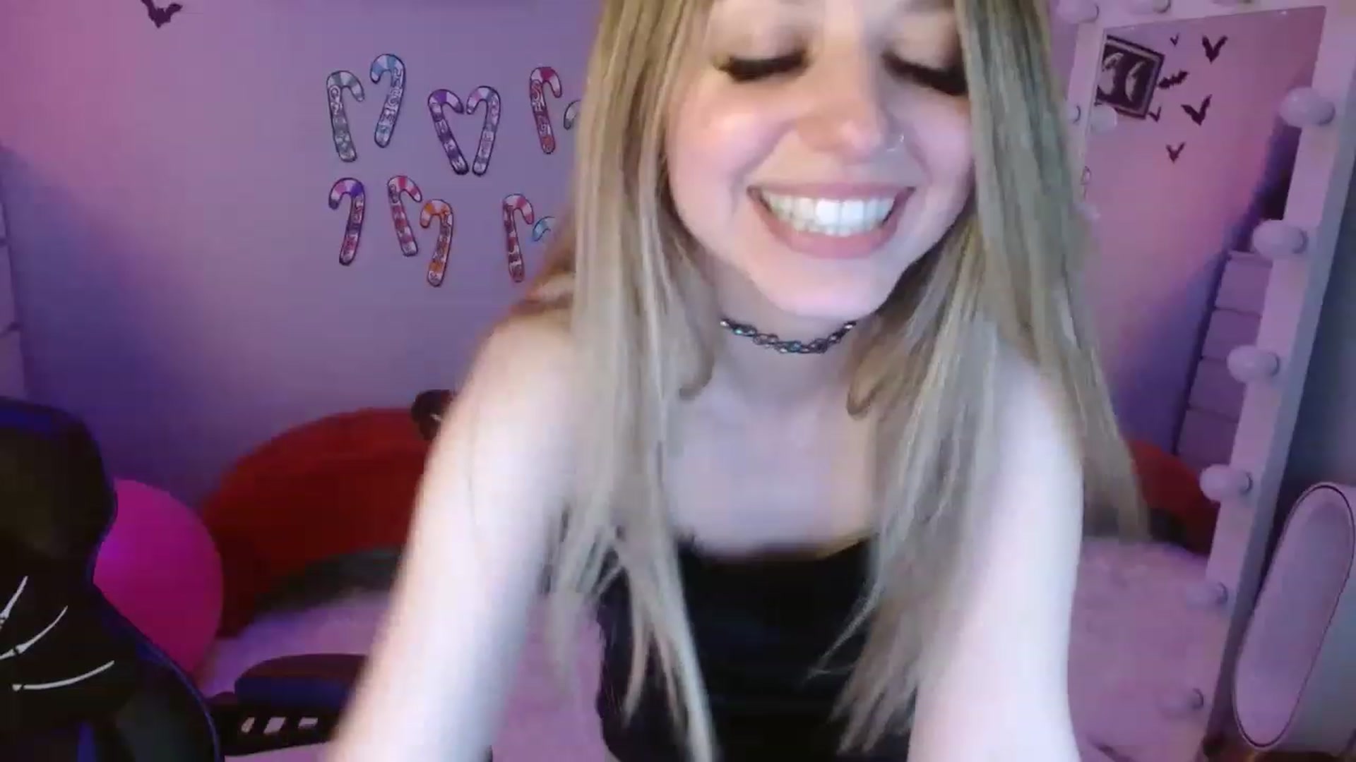 Gallery image thumbnail from Serafina's myfreecams stream on, 01/03/2023, 24:02 image 6 of 20