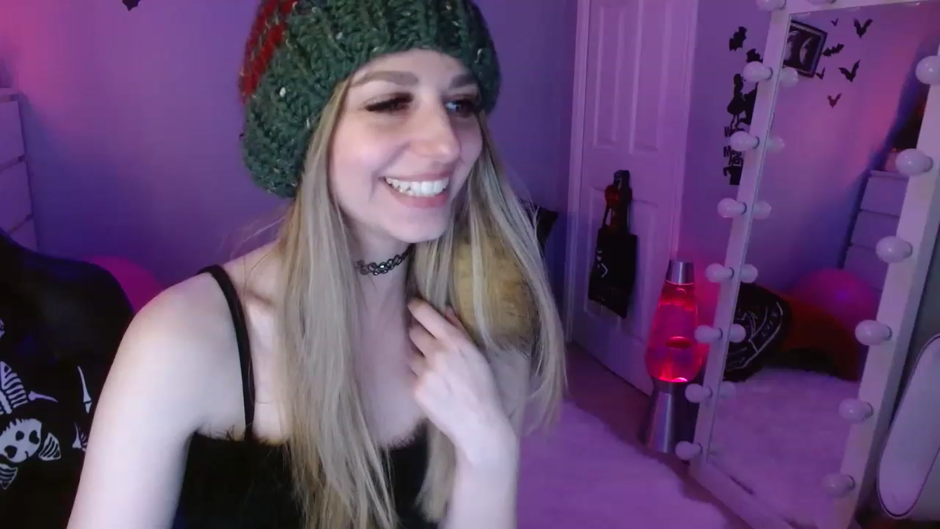 Gallery image thumbnail from Serafina's myfreecams stream on, 01/03/2023, 06:53 image 14 of 20