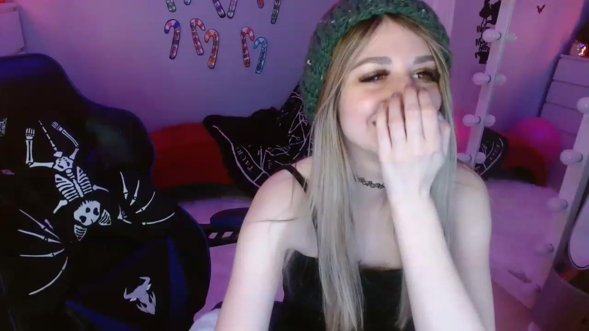 Gallery image thumbnail from Serafina's myfreecams stream on, 01/03/2023, 06:53 image 19 of 20