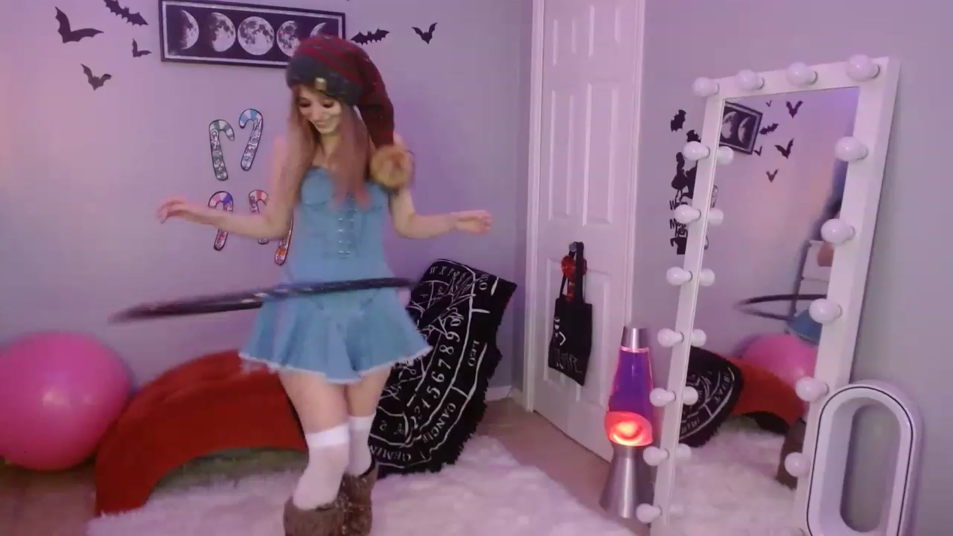 Gallery image thumbnail from Serafina's myfreecams stream on, 01/04/2023, 04:13 image 9 of 20