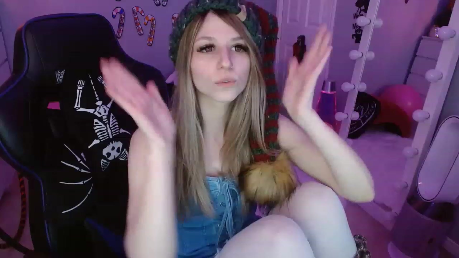 Gallery image thumbnail from Serafina's myfreecams stream on, 01/04/2023, 04:13 image 15 of 20