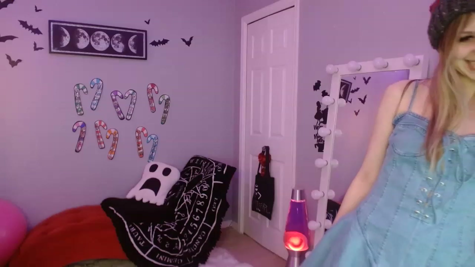 Gallery image thumbnail from Serafina's myfreecams stream on, 01/04/2023, 04:13 image 20 of 20