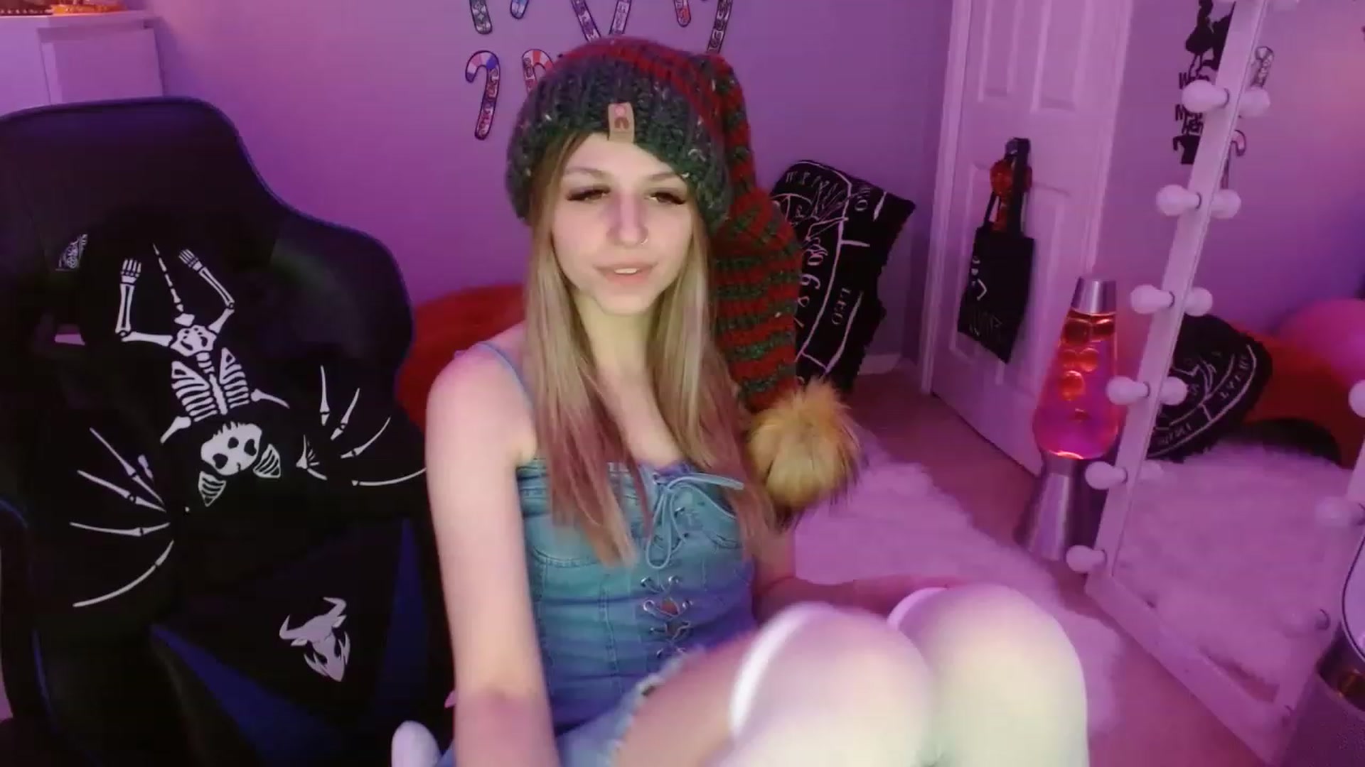 Gallery image thumbnail from Serafina's myfreecams stream on, 01/04/2023, 08:03 image 9 of 20