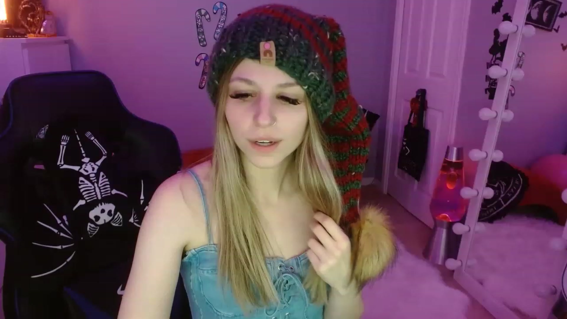 Gallery image thumbnail from Serafina's myfreecams stream on, 01/04/2023, 08:03 image 6 of 20