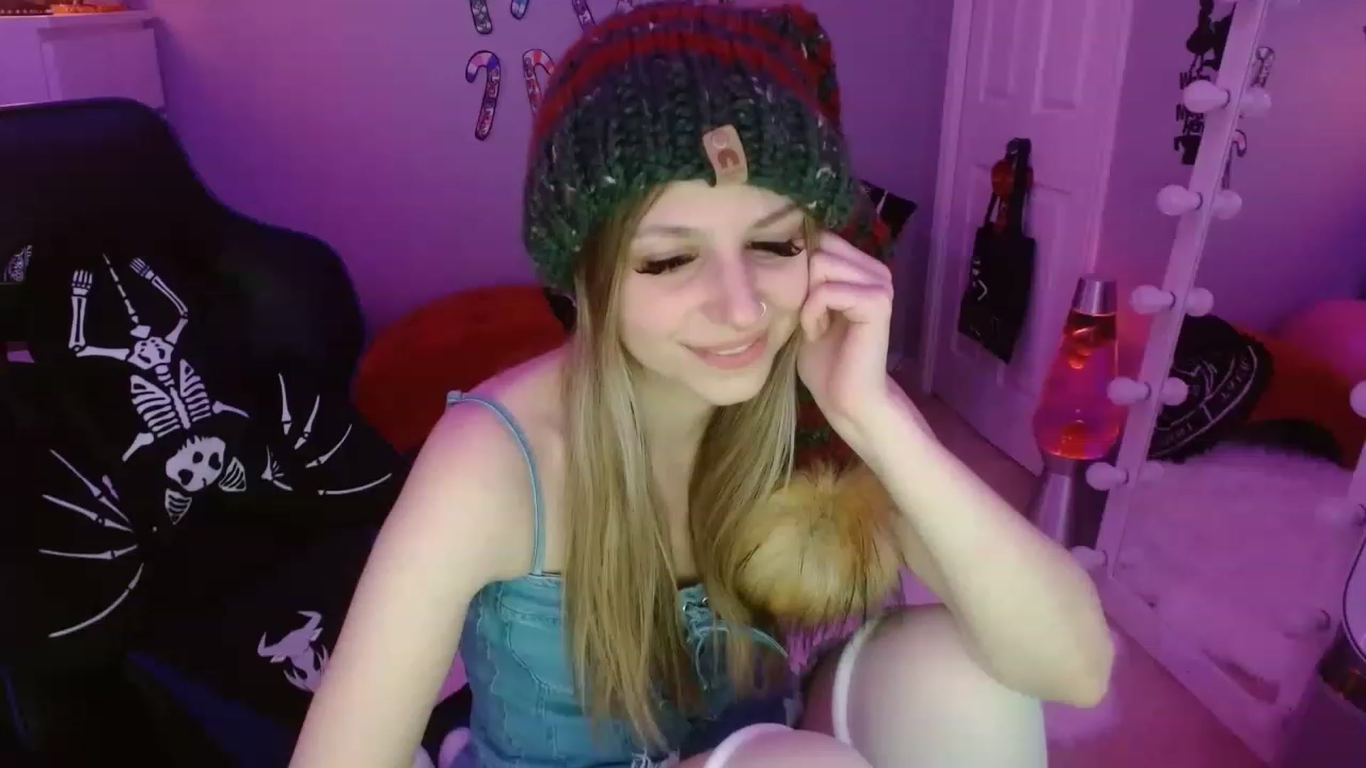 Gallery image thumbnail from Serafina's myfreecams stream on, 01/04/2023, 08:03 image 10 of 20