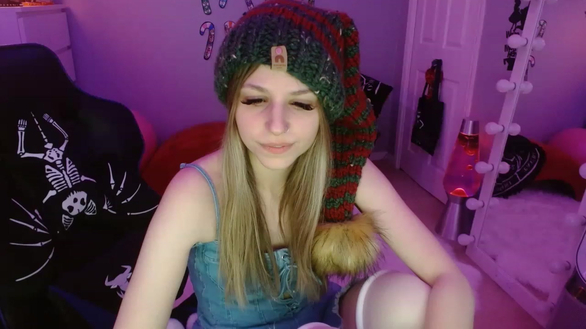 Gallery image thumbnail from Serafina's myfreecams stream on, 01/04/2023, 08:03 image 12 of 20