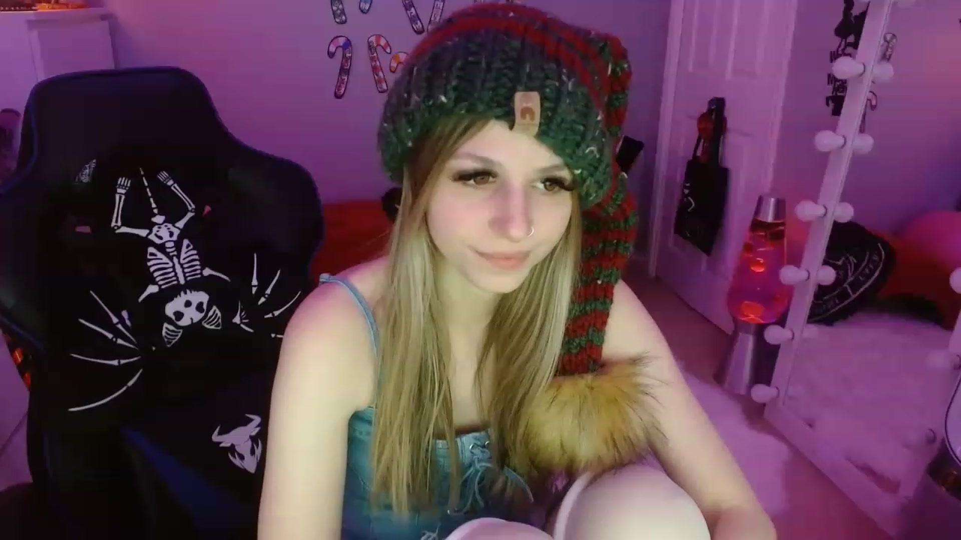Gallery image thumbnail from Serafina's myfreecams stream on, 01/04/2023, 08:03 image 16 of 20