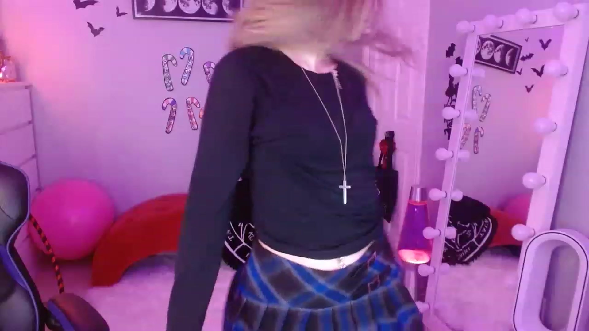 Gallery image thumbnail from Serafina's myfreecams stream on, 01/05/2023, 05:14 image 15 of 20