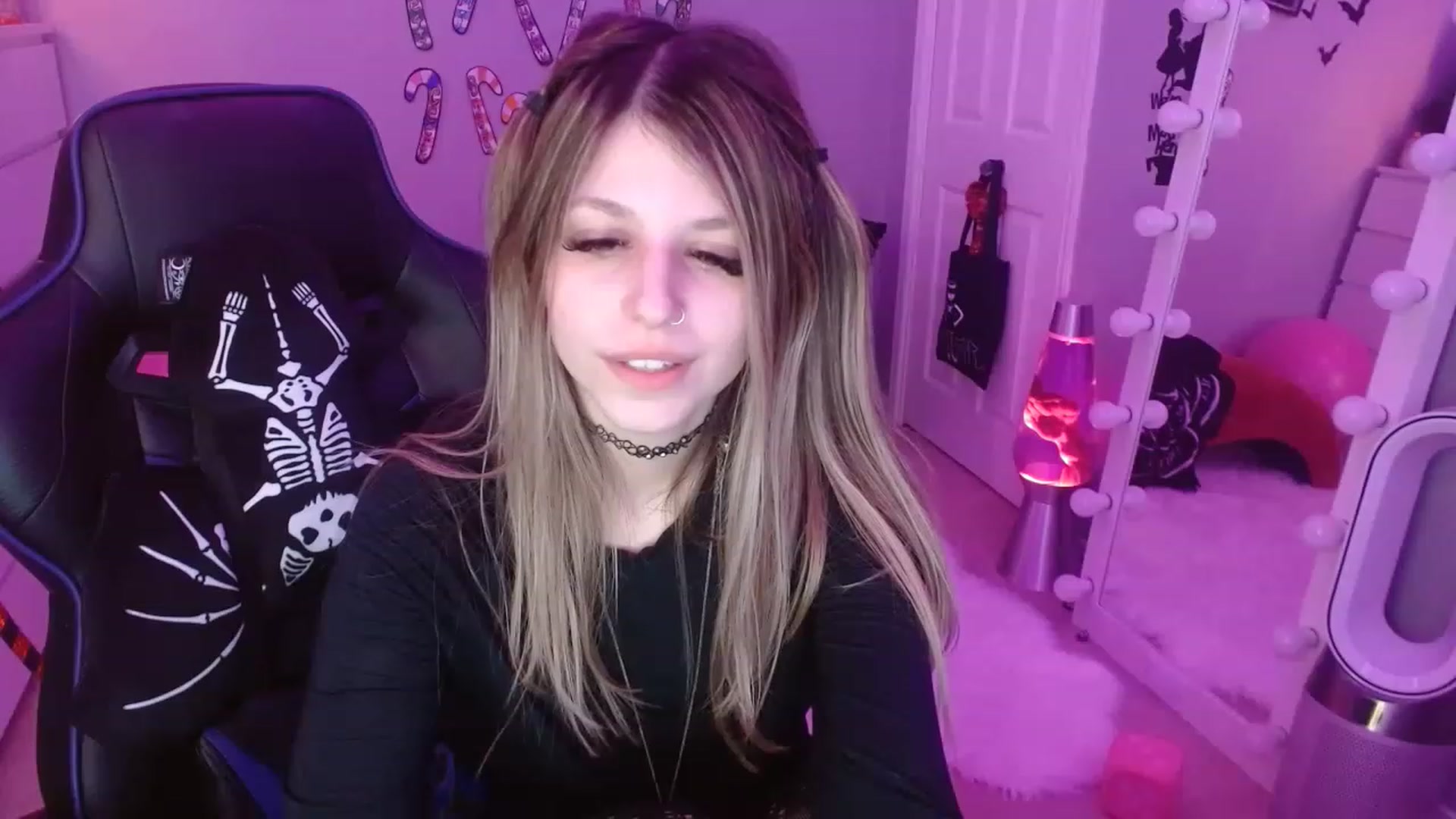 Gallery image thumbnail from Serafina's myfreecams stream on, 01/05/2023, 06:58 image 16 of 20