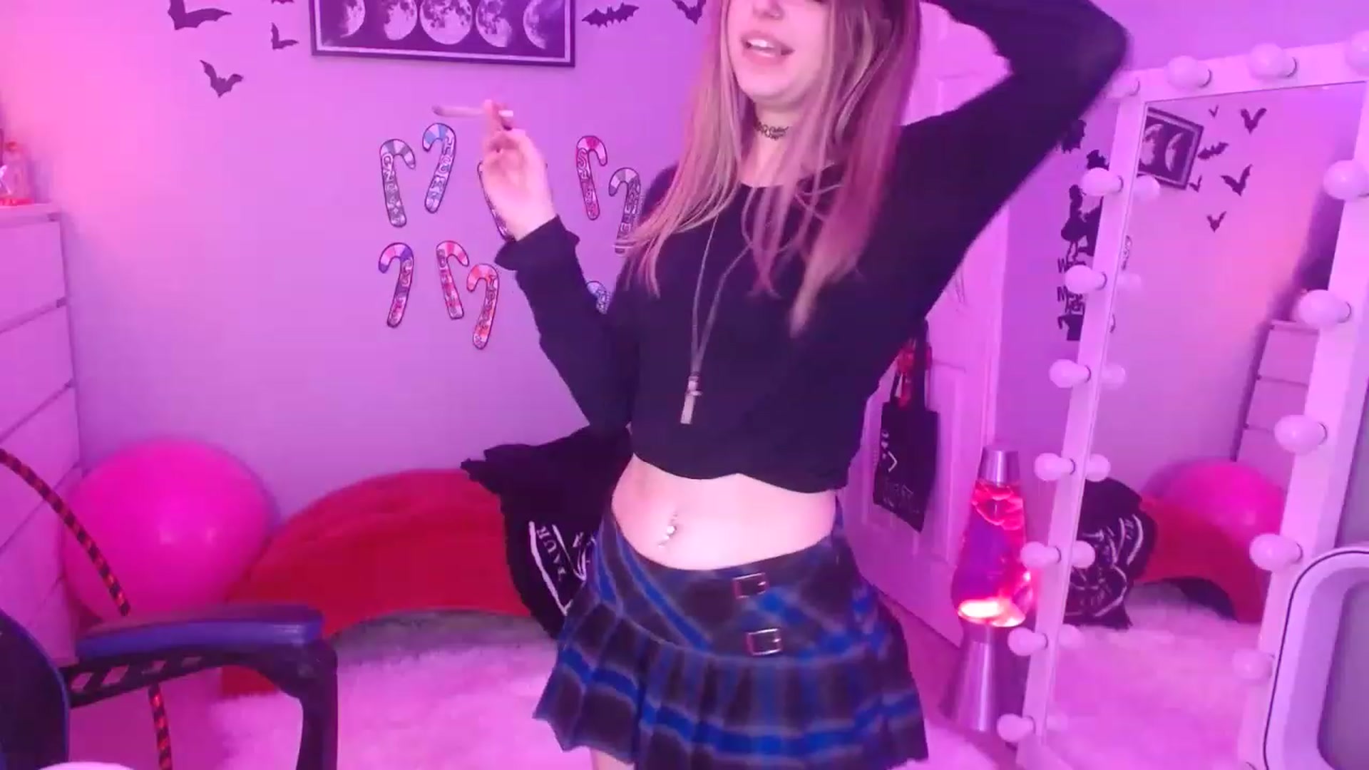 Gallery image thumbnail from Serafina's myfreecams stream on, 01/05/2023, 06:58 image 10 of 20