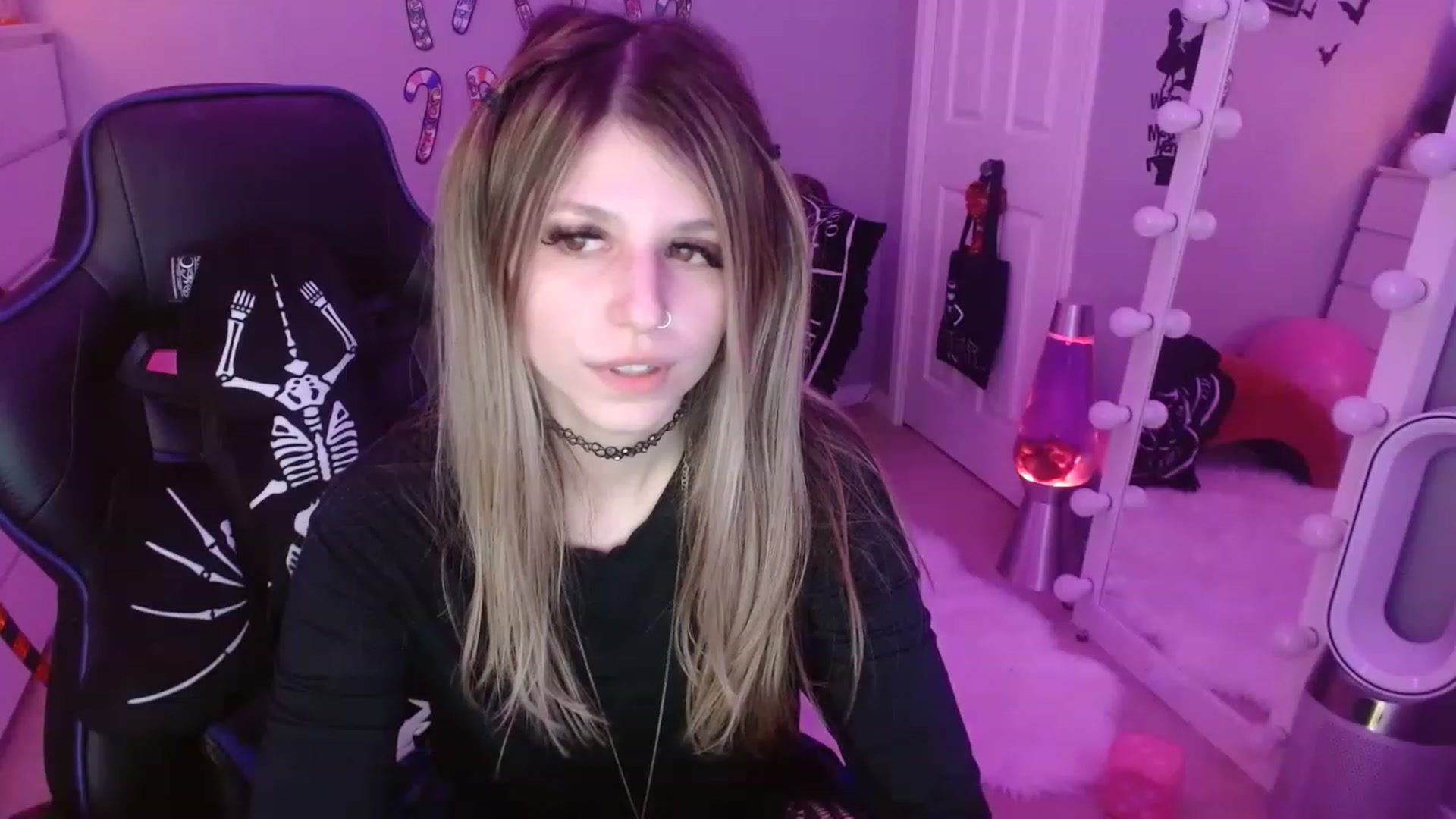 Gallery image thumbnail from Serafina's myfreecams stream on, 01/05/2023, 06:58 image 17 of 20
