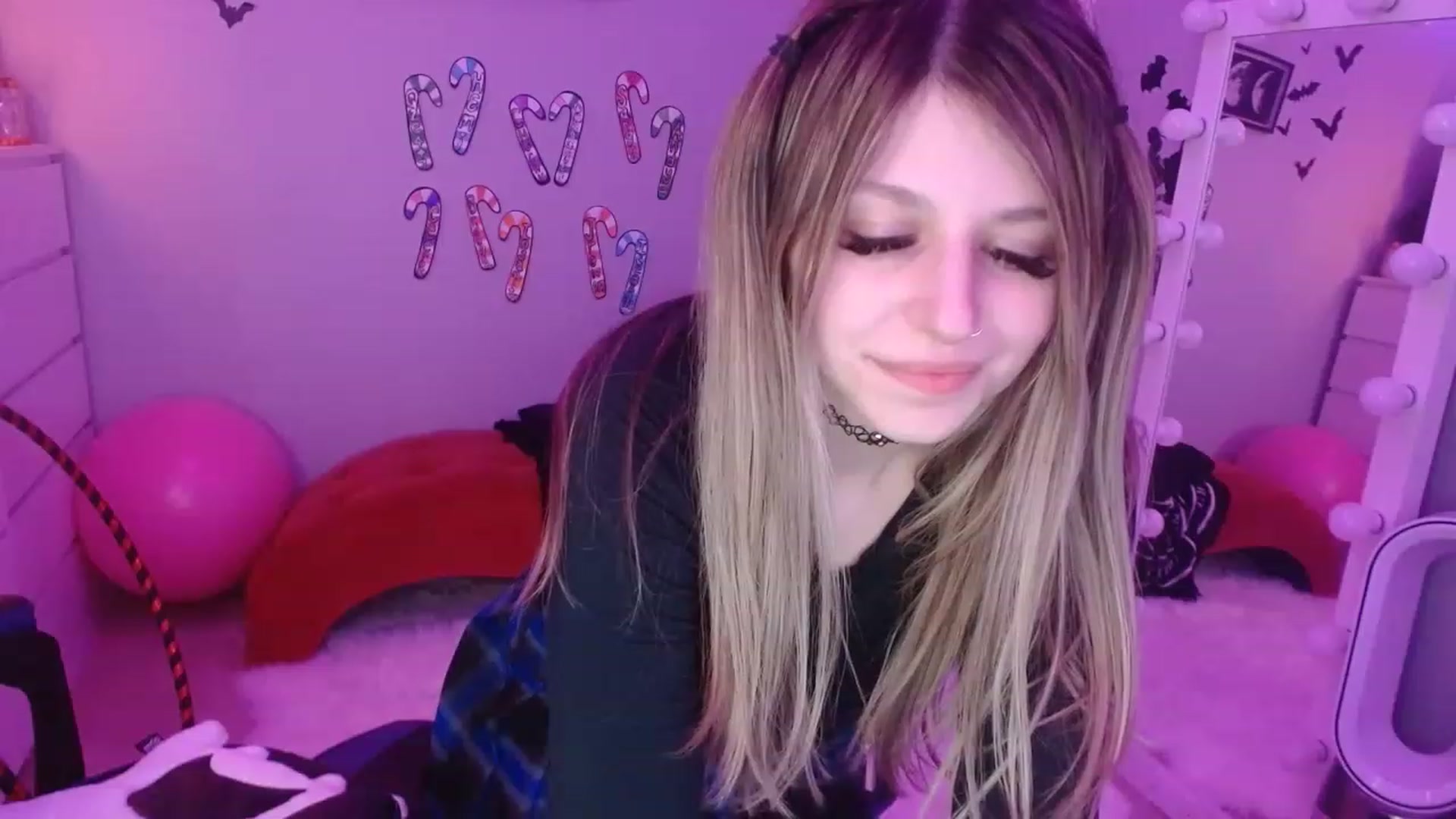 Gallery image thumbnail from Serafina's myfreecams stream on, 01/05/2023, 06:58 image 11 of 20