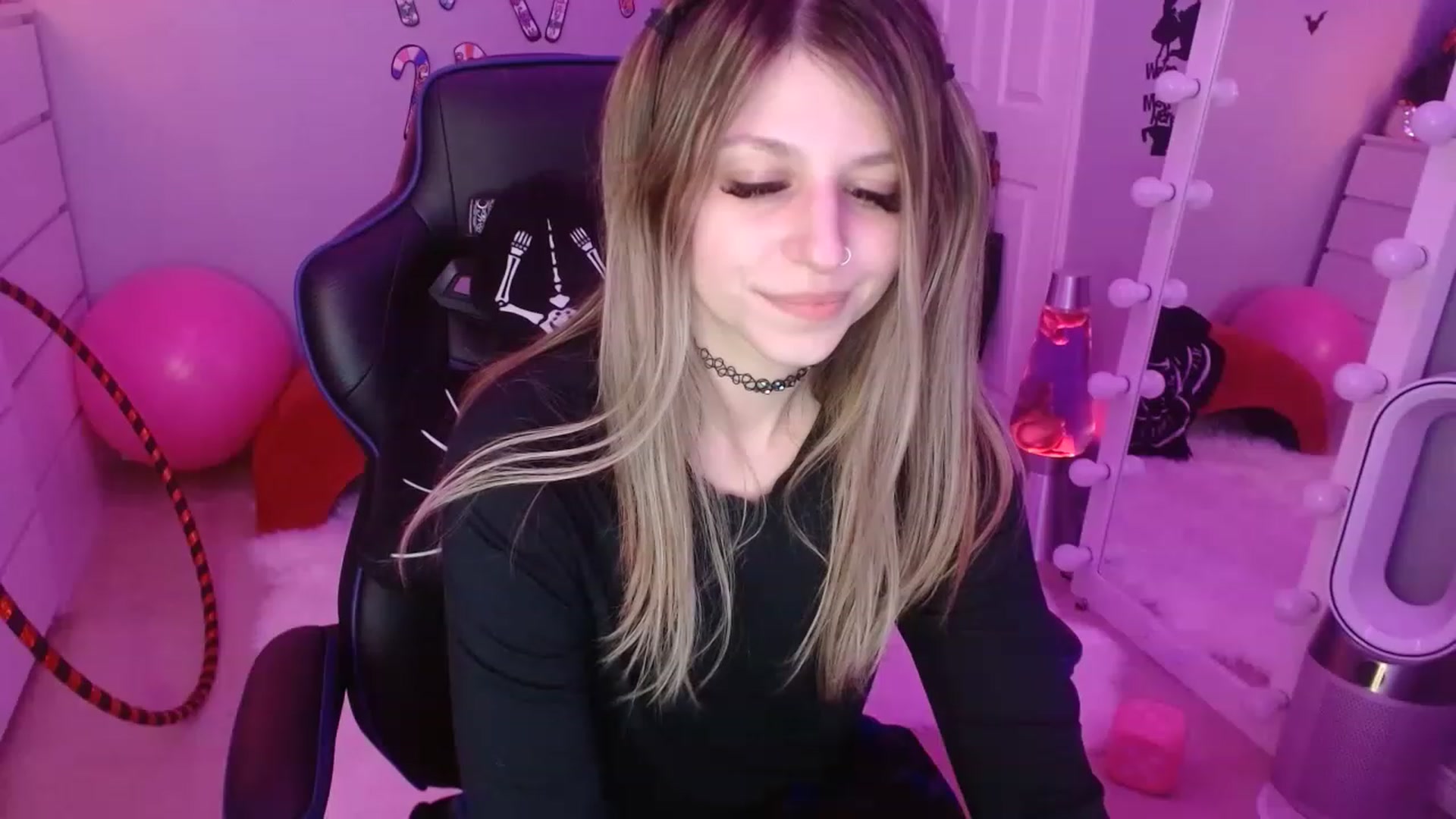 Gallery image thumbnail from Serafina's myfreecams stream on, 01/05/2023, 06:58 image 2 of 20