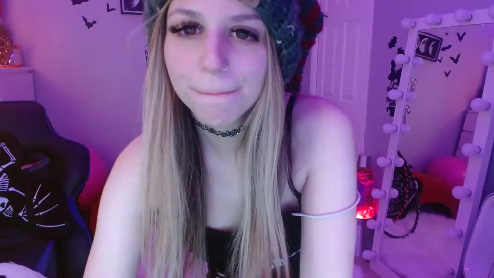 Gallery image thumbnail from Serafina's myfreecams stream on, 01/06/2023, 06:29 image 19 of 20