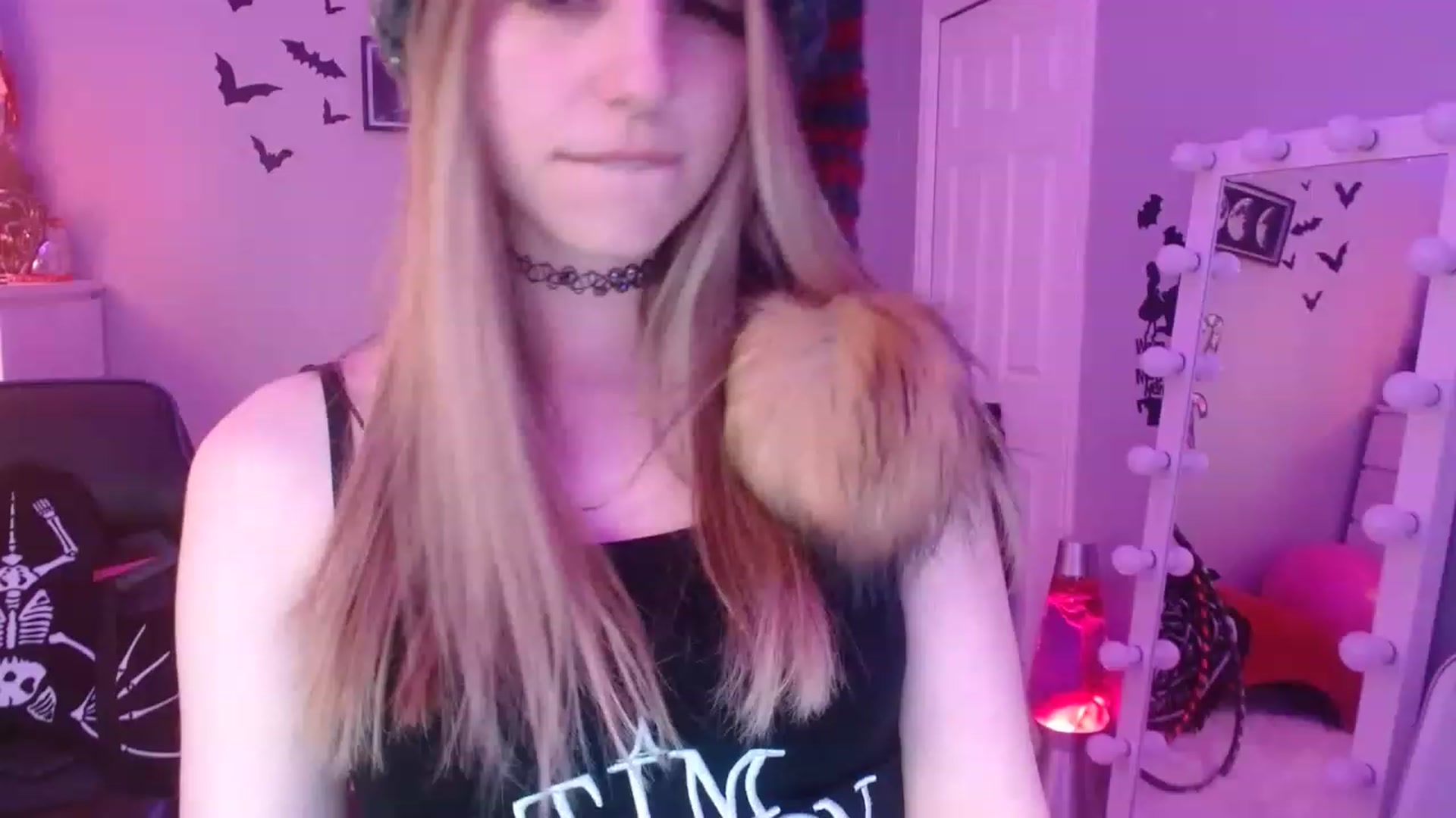 Gallery image thumbnail from Serafina's myfreecams stream on, 01/06/2023, 06:29 image 16 of 20