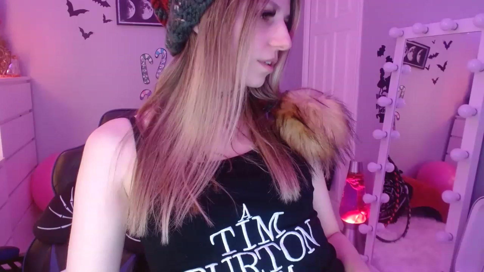 Gallery image thumbnail from Serafina's myfreecams stream on, 01/06/2023, 06:29 image 13 of 20