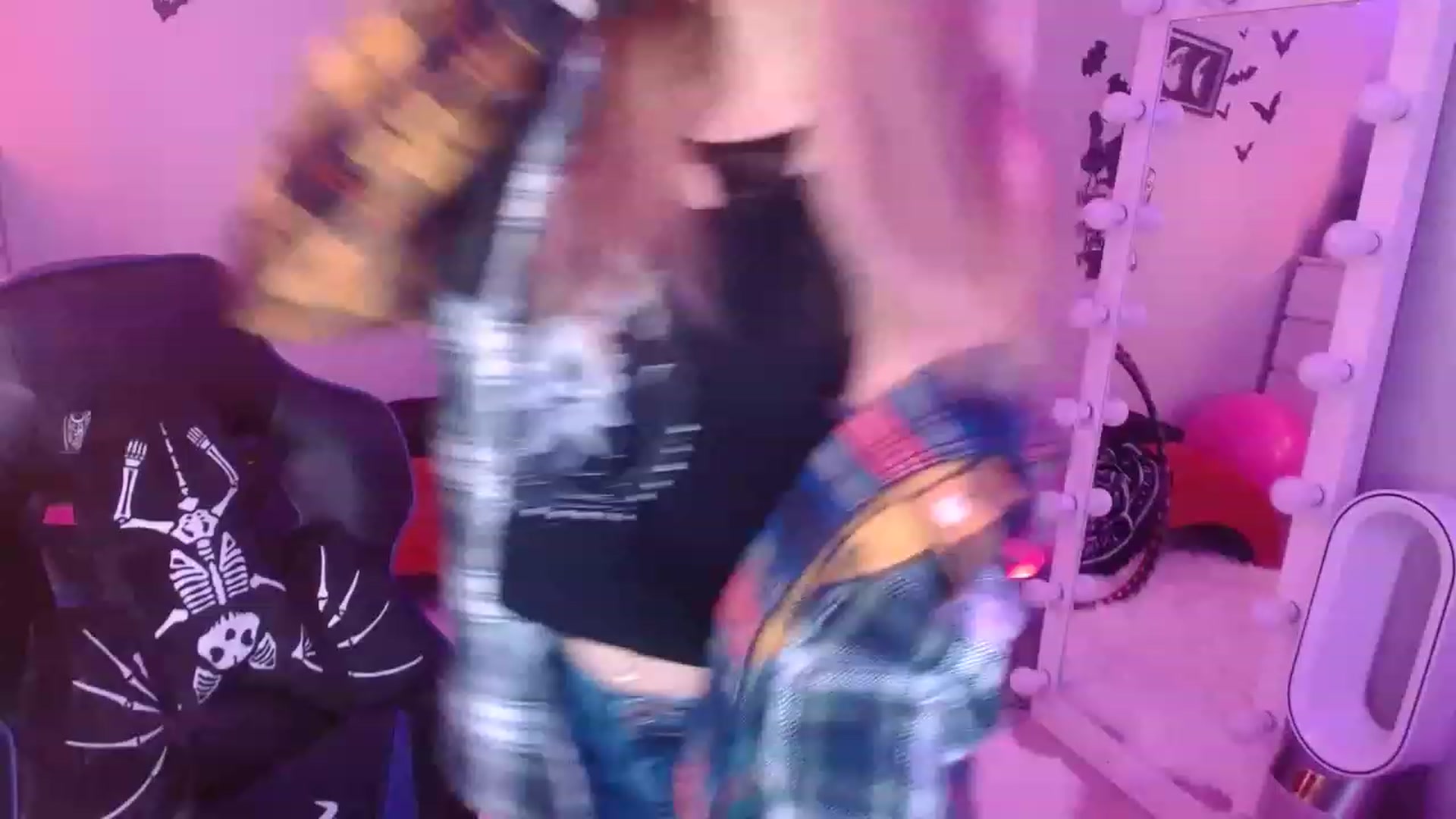 Gallery image thumbnail from Serafina's myfreecams stream on, 01/08/2023, 02:33 image 9 of 20