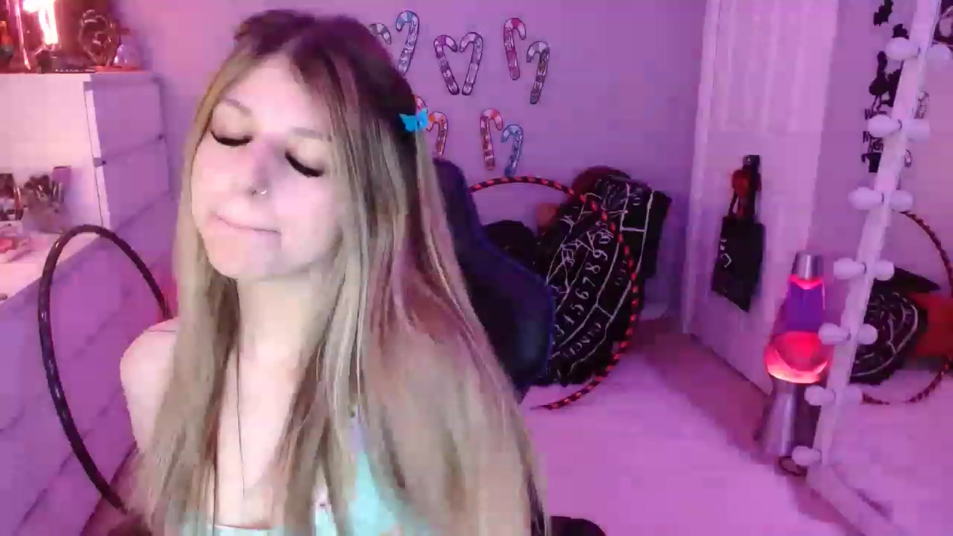 Gallery image thumbnail from Serafina's myfreecams stream on, 01/10/2023, 05:36 image 15 of 20