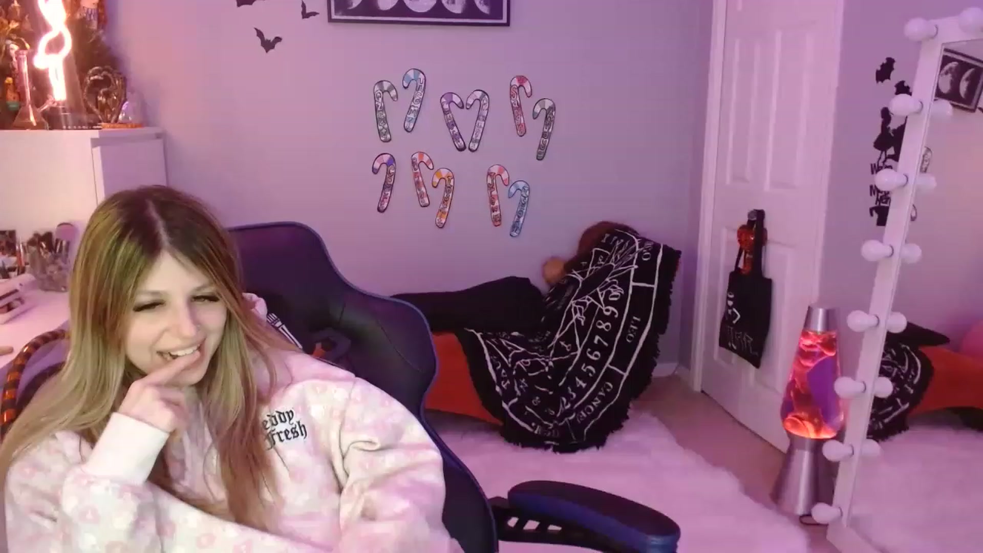 Gallery image thumbnail from Serafina's myfreecams stream on, 01/14/2023, 07:46 image 18 of 20