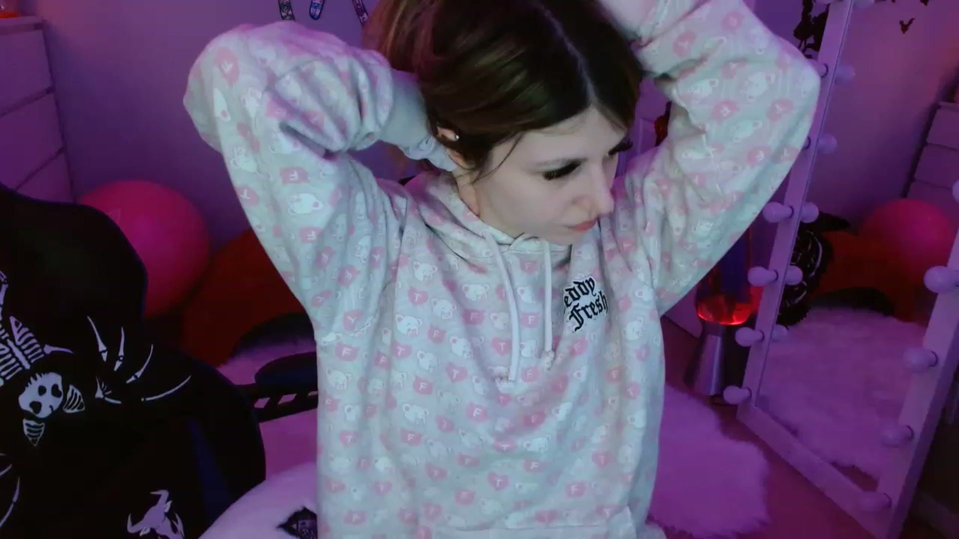 Gallery image thumbnail from Serafina's myfreecams stream on, 01/14/2023, 07:46 image 9 of 20