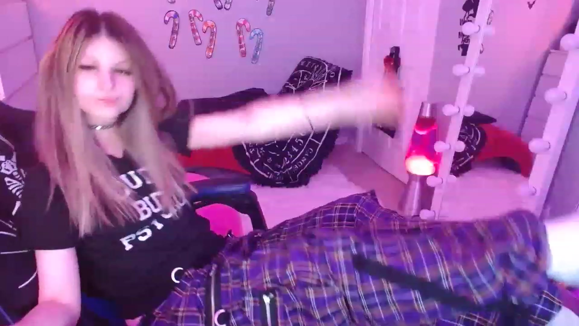 Gallery image thumbnail from Serafina's myfreecams stream on, 01/15/2023, 06:36 image 7 of 20
