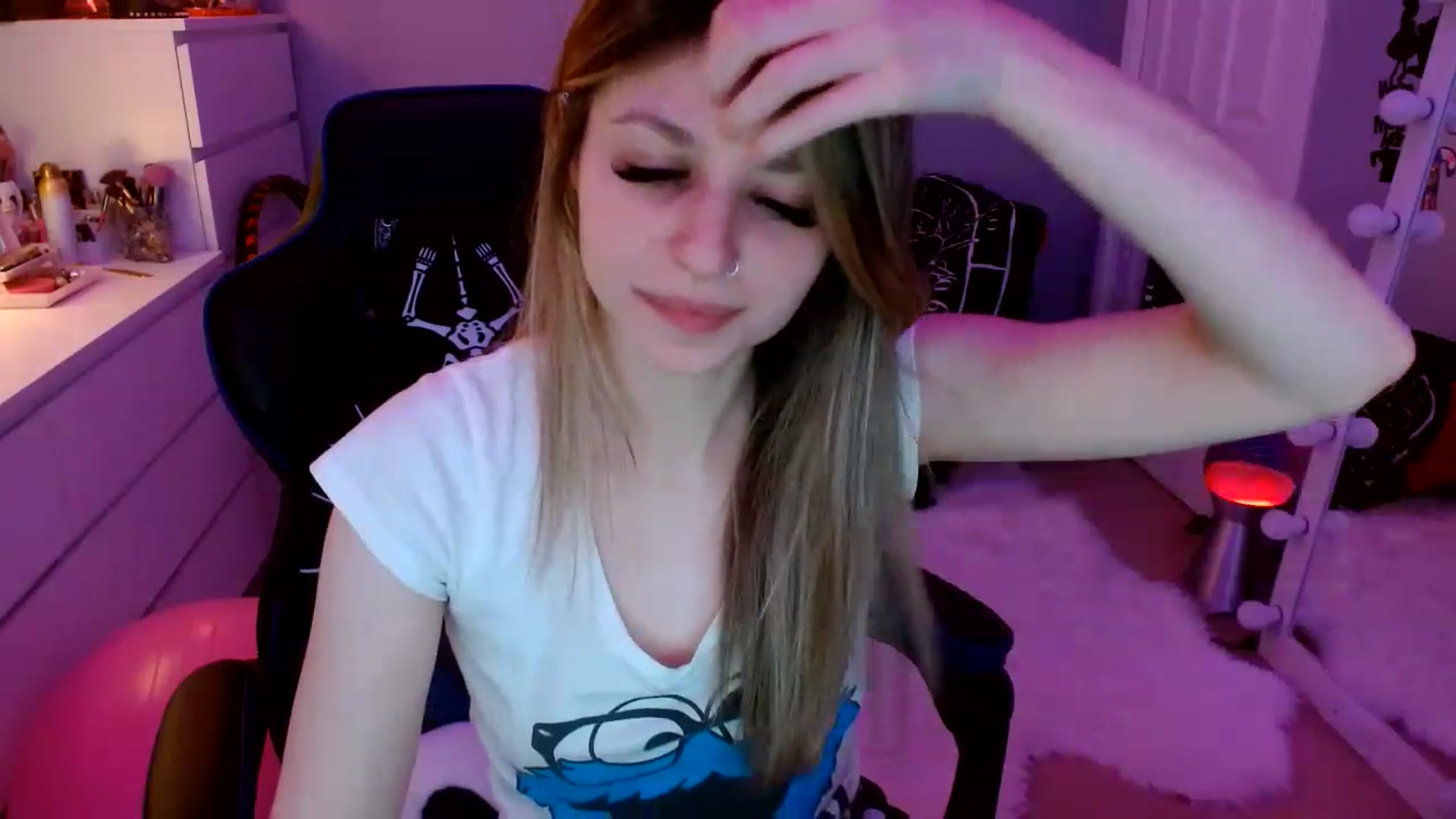 Gallery image thumbnail from Serafina's myfreecams stream on, 01/30/2023, 05:05 image 17 of 20