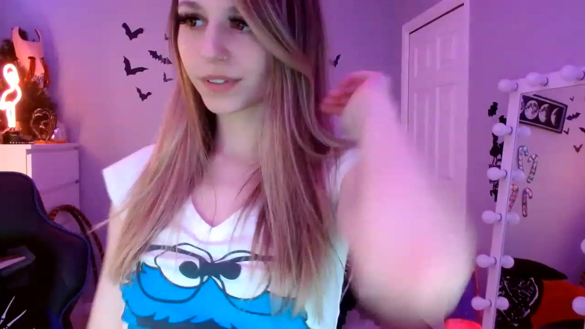 Gallery image thumbnail from Serafina's myfreecams stream on, 01/30/2023, 05:05 image 14 of 20