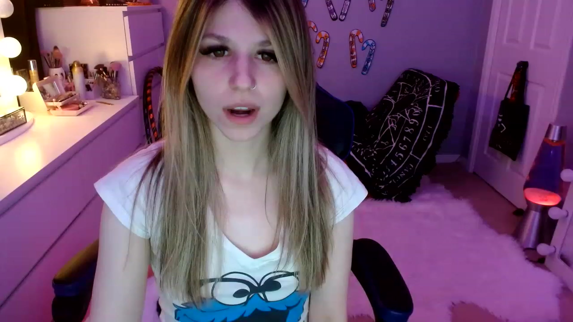 Gallery image thumbnail from Serafina's myfreecams stream on, 01/30/2023, 05:05 image 12 of 20