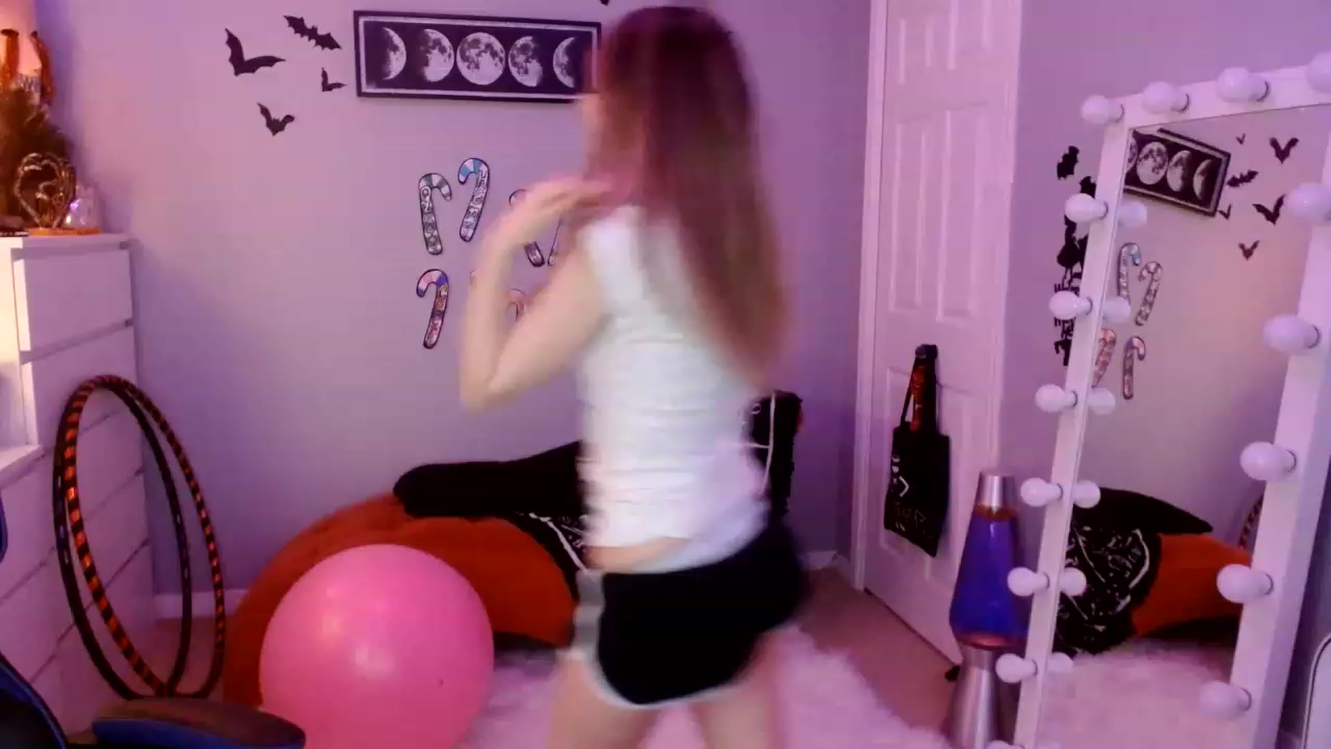 Gallery image thumbnail from Serafina's myfreecams stream on, 01/30/2023, 05:05 image 1 of 20