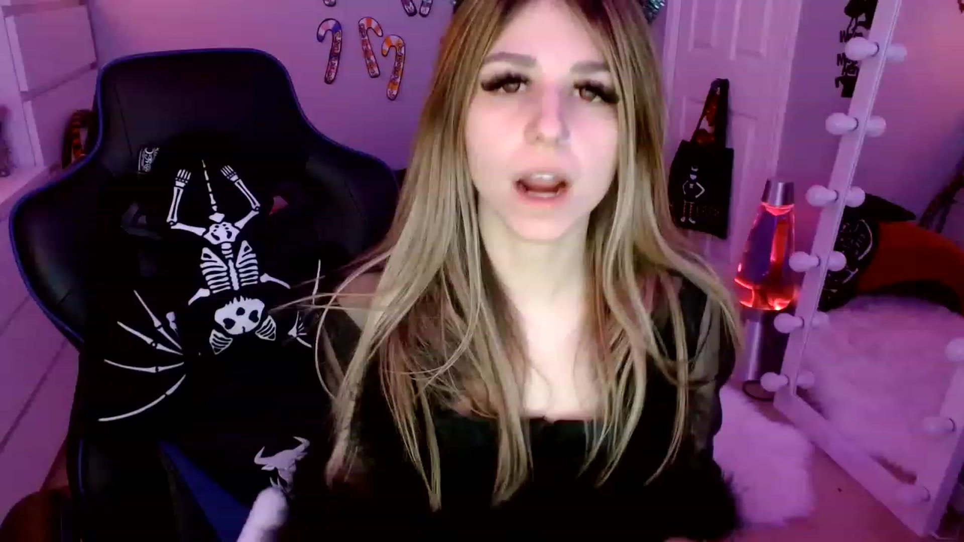 Gallery image thumbnail from Serafina's myfreecams stream on, 02/02/2023, 04:00 image 20 of 20