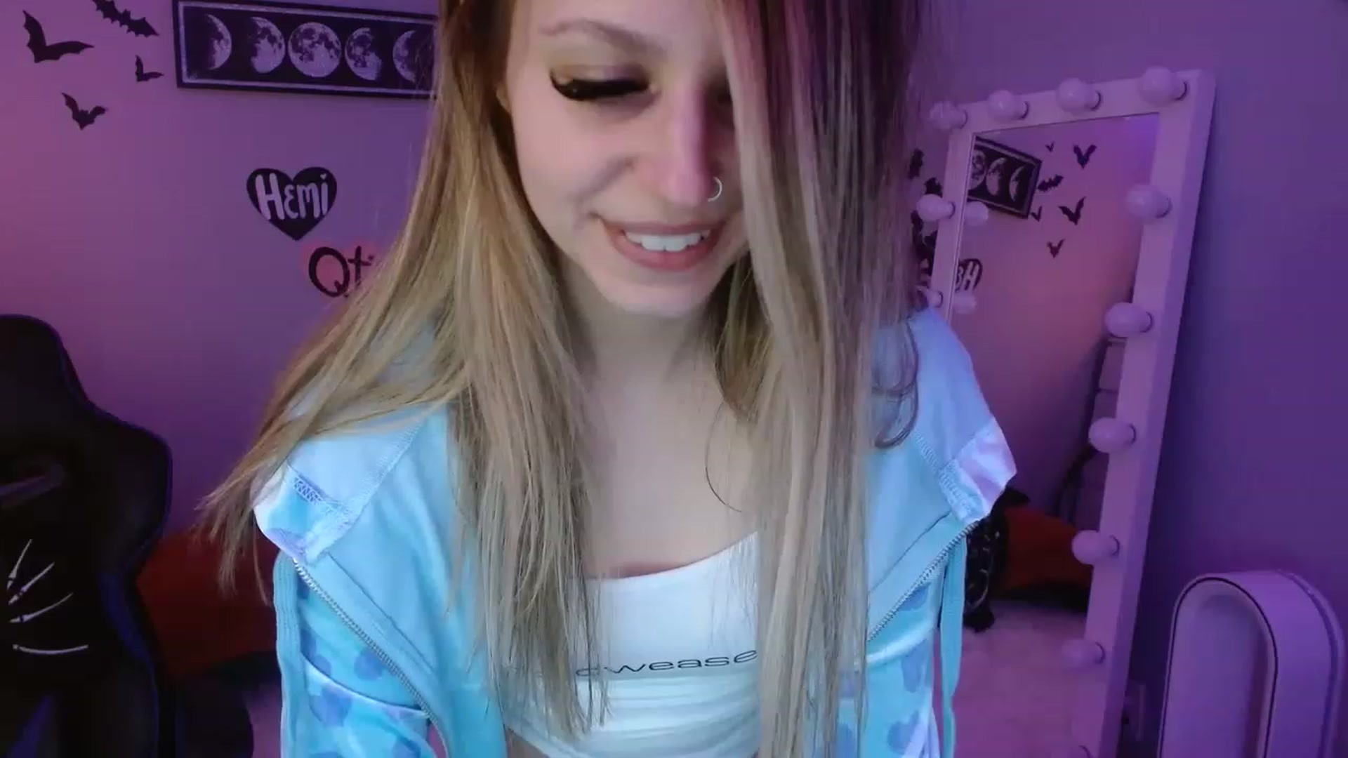 Gallery image thumbnail from Serafina's myfreecams stream on, 02/06/2023, 04:40 image 9 of 20