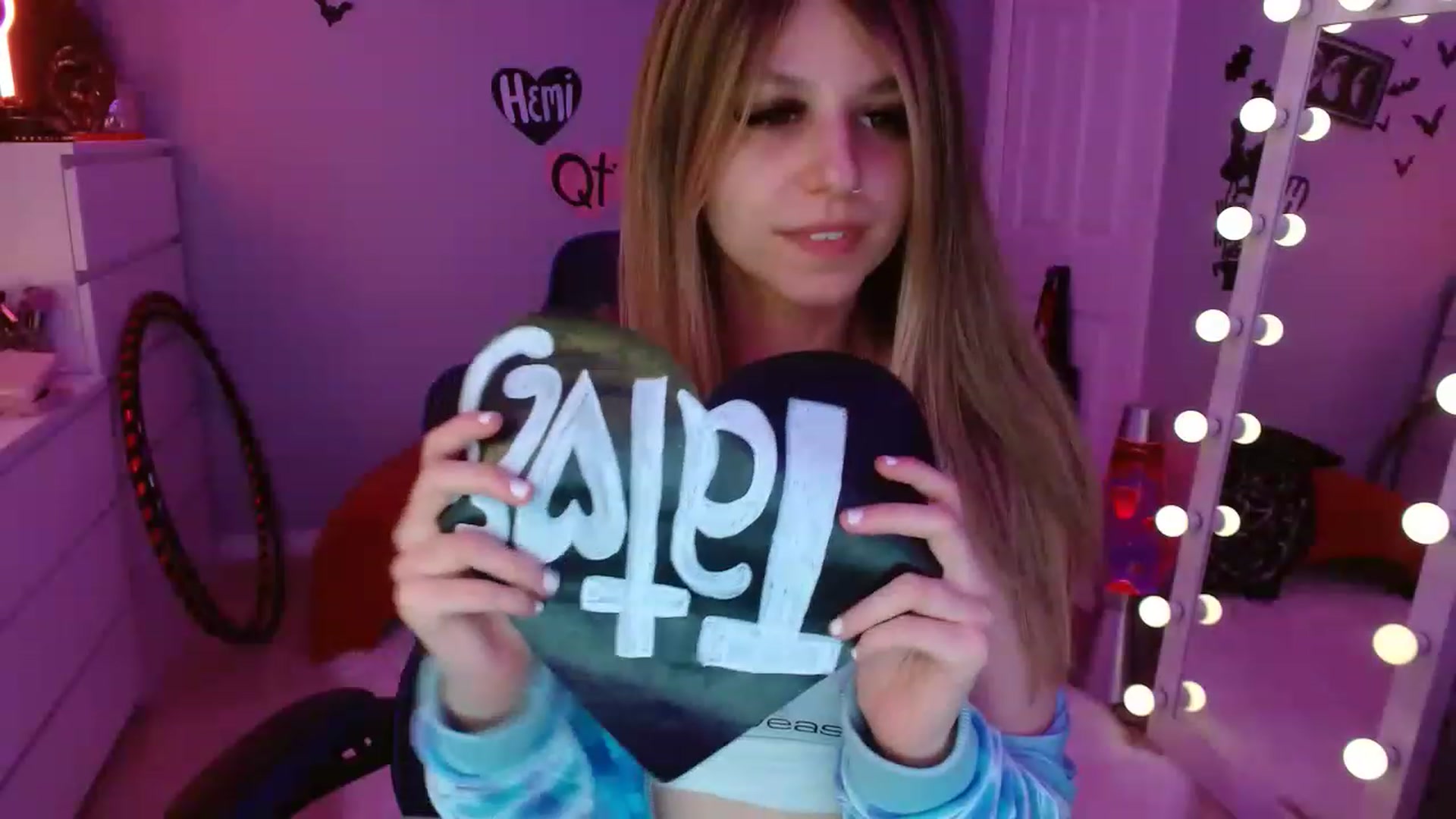 Gallery image thumbnail from Serafina's myfreecams stream on, 02/06/2023, 06:23 image 17 of 20