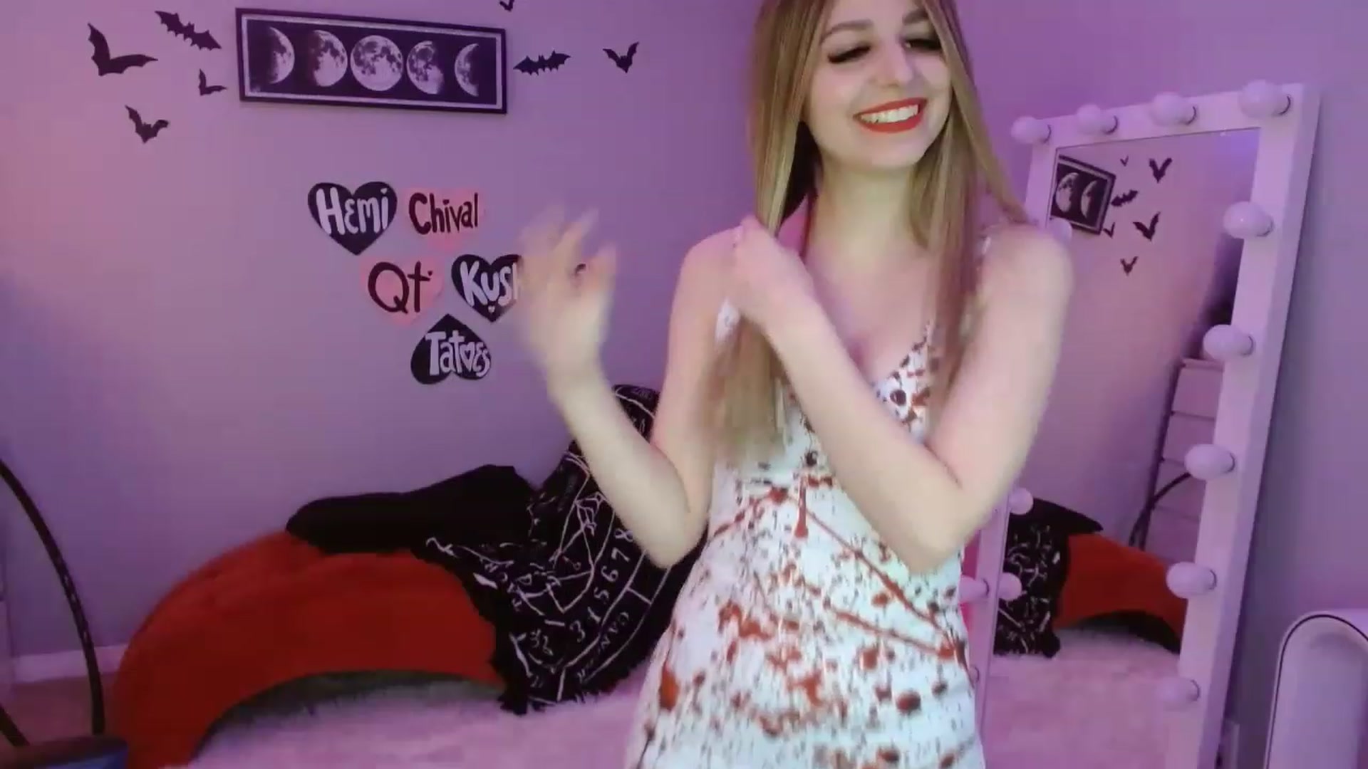 Gallery image thumbnail from Serafina's myfreecams stream on, 02/07/2023, 03:38 image 8 of 20