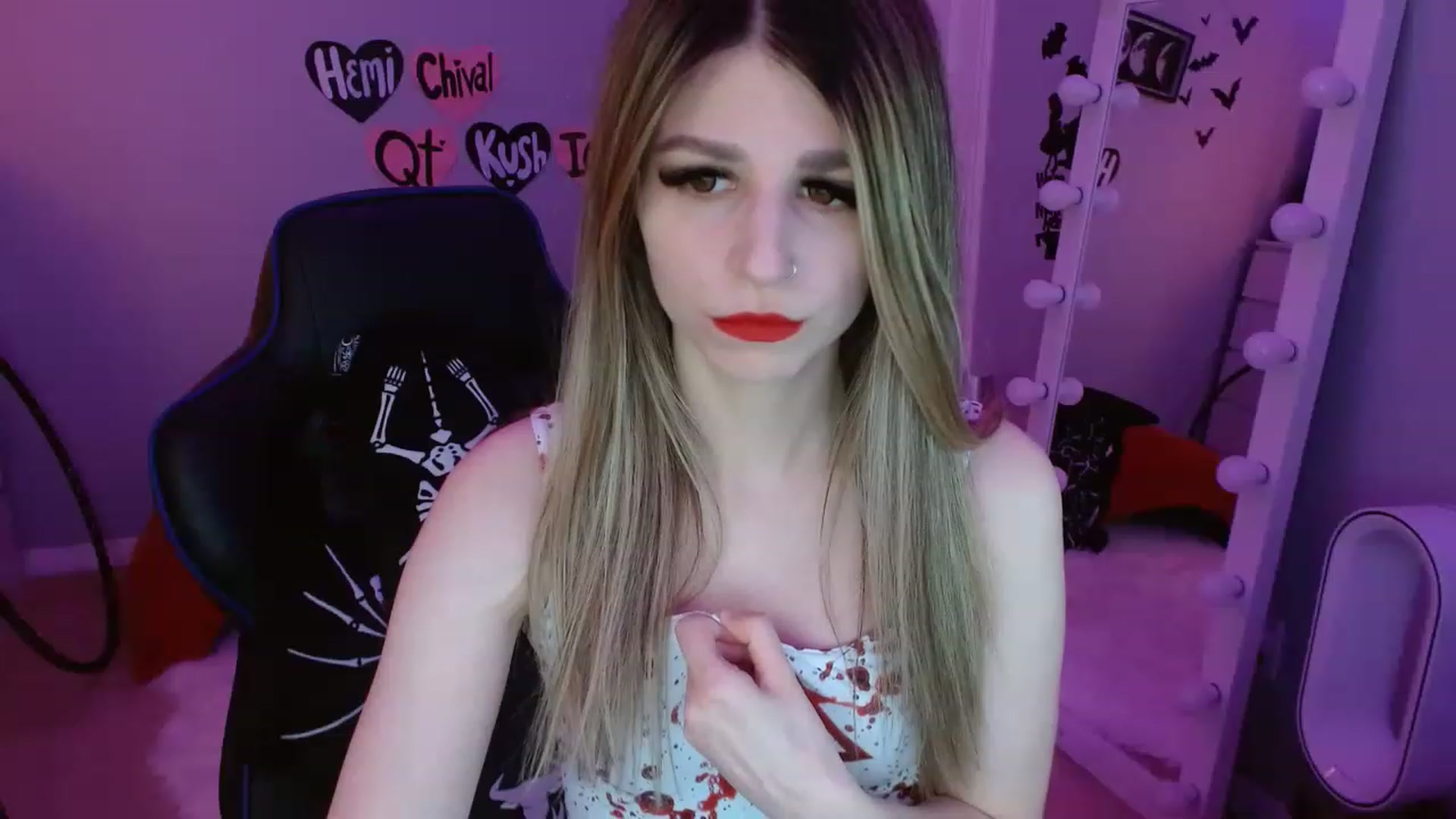 Gallery image thumbnail from Serafina's myfreecams stream on, 02/07/2023, 03:38 image 10 of 20
